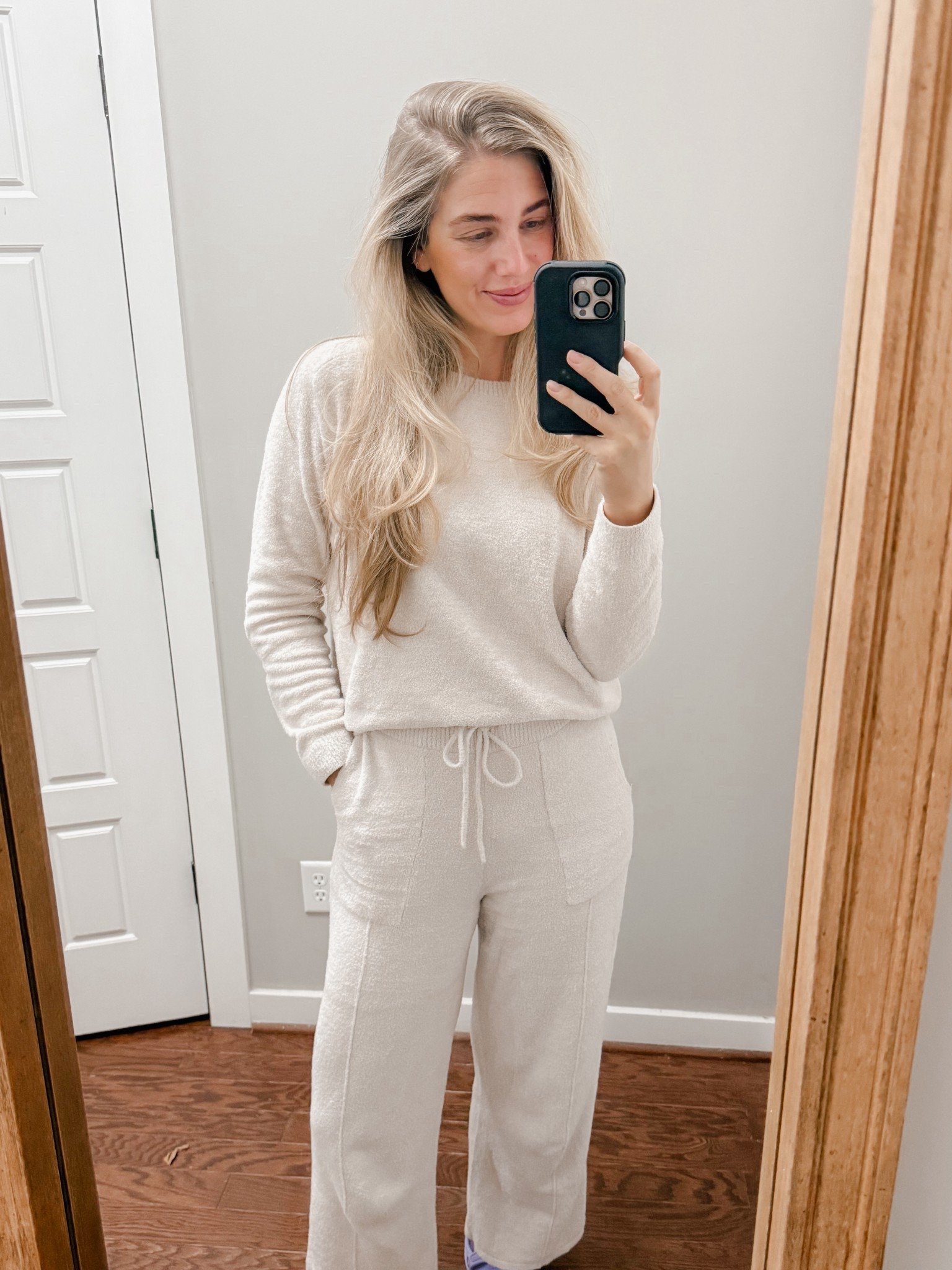 This Barefoot Dreams lounge set is hands down one of my most worn pieces. The fabric is that signature ultra-soft, buttery knit Barefoot Dreams is known for—lightweight but warm, stretchy without losing shape, and it somehow gets softer with every wash.
The fit is relaxed yet flattering (not boxy or stiff), making it perfect for work-from-home days, school drop-off, travel, or cozy nights in. It drapes beautifully, doesn’t cling, and feels luxurious while still being practical for everyday mom life.

#LTKmomlife #LTKSaleAlert #LTKootd