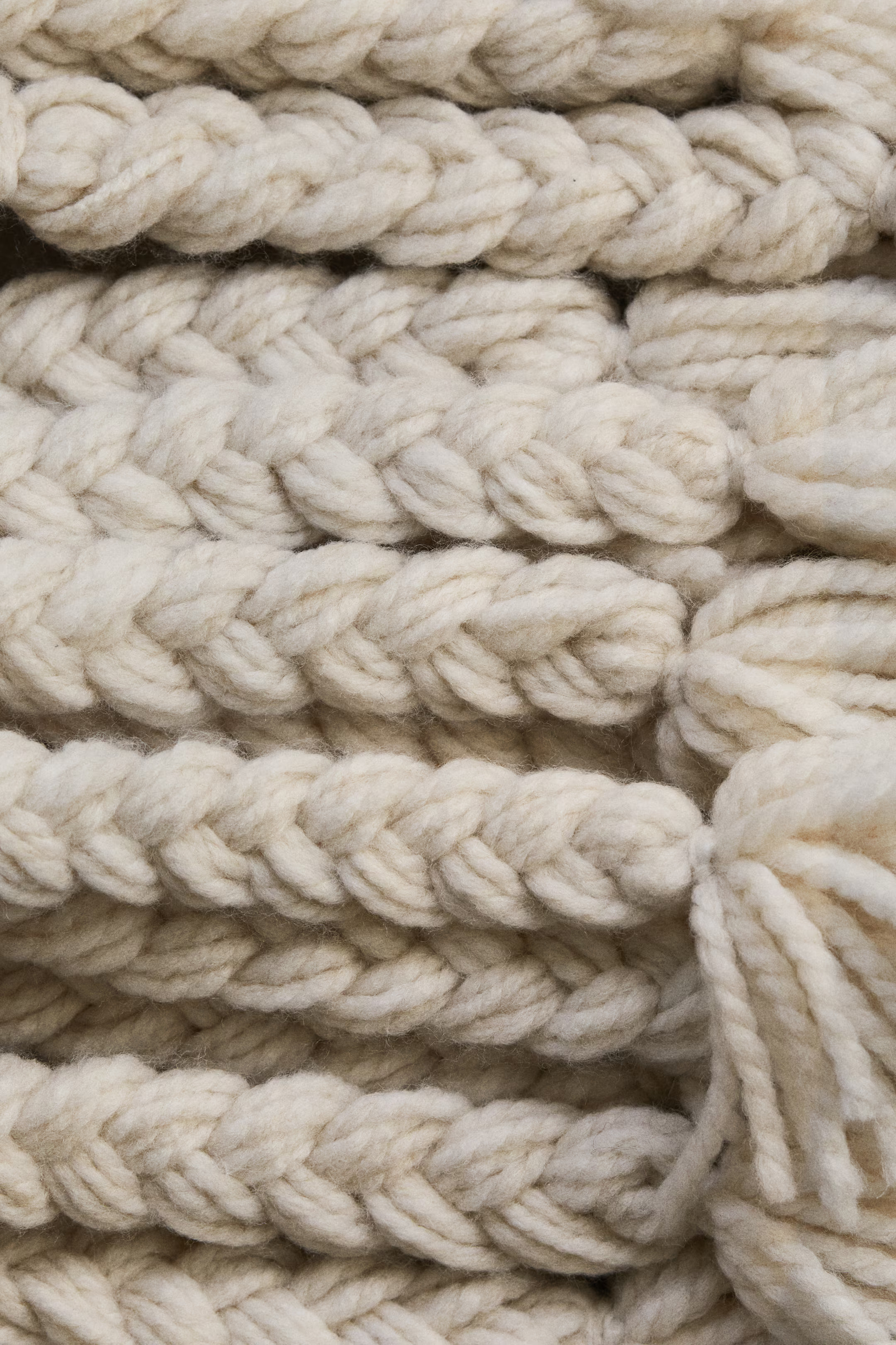 Tasseled Throw - White - Home All | H&M US | H&M (US + CA)