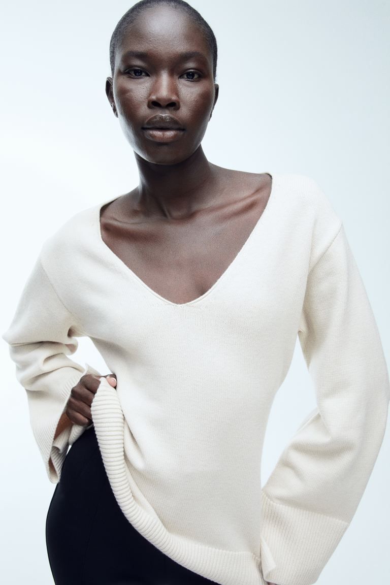 V-neck Sweater - Black - Ladies | H&M US | H&M (US + CA)