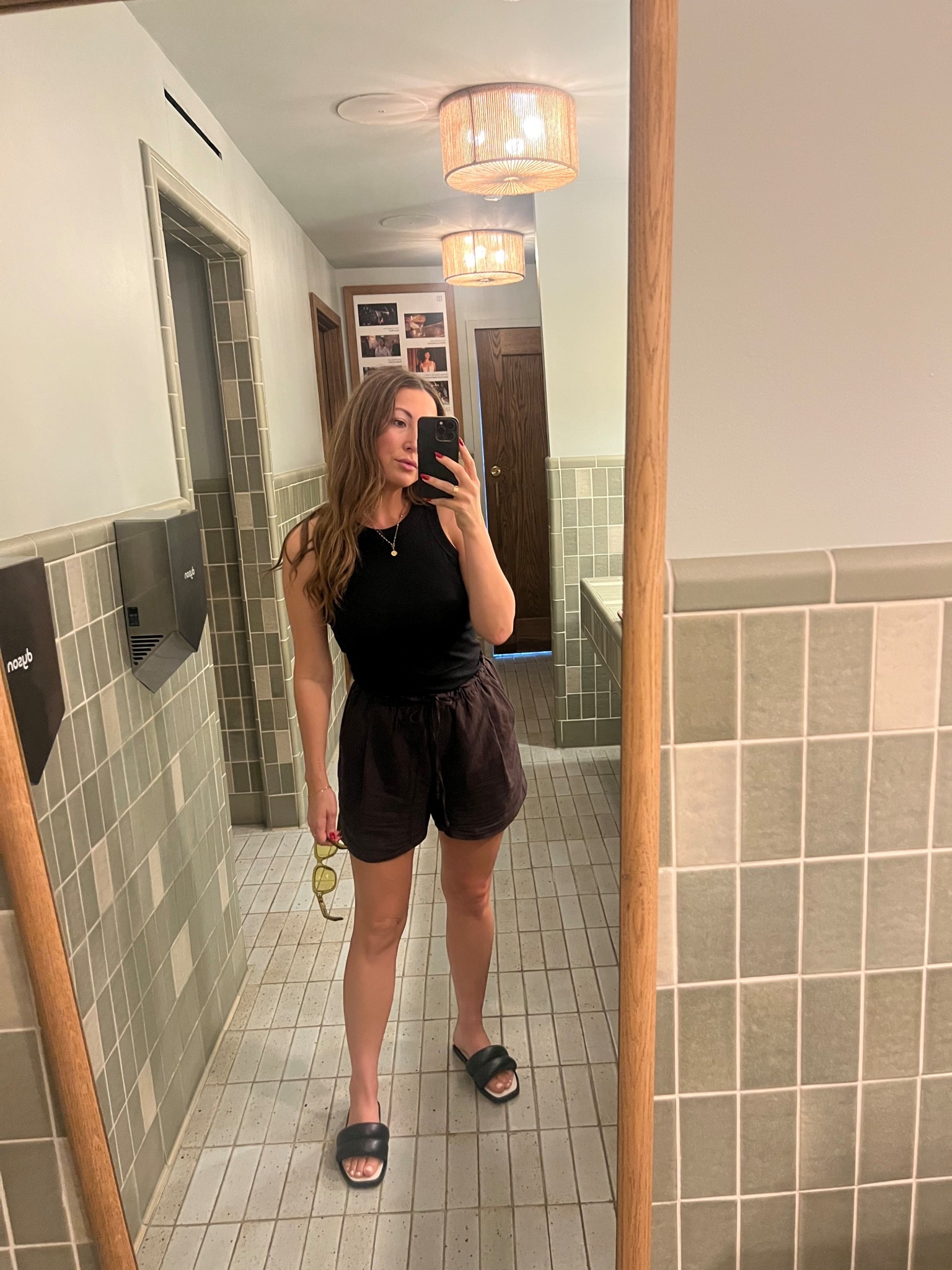 Old Navy Black Ribbed Tank Top High Neck ON SALE + H&M Brown Oversized Baggy Shorts - Casual OOTD / Affordable Fashion

#LTKFindsUnder50 #LTKFindsUnder100 #LTKSaleAlert