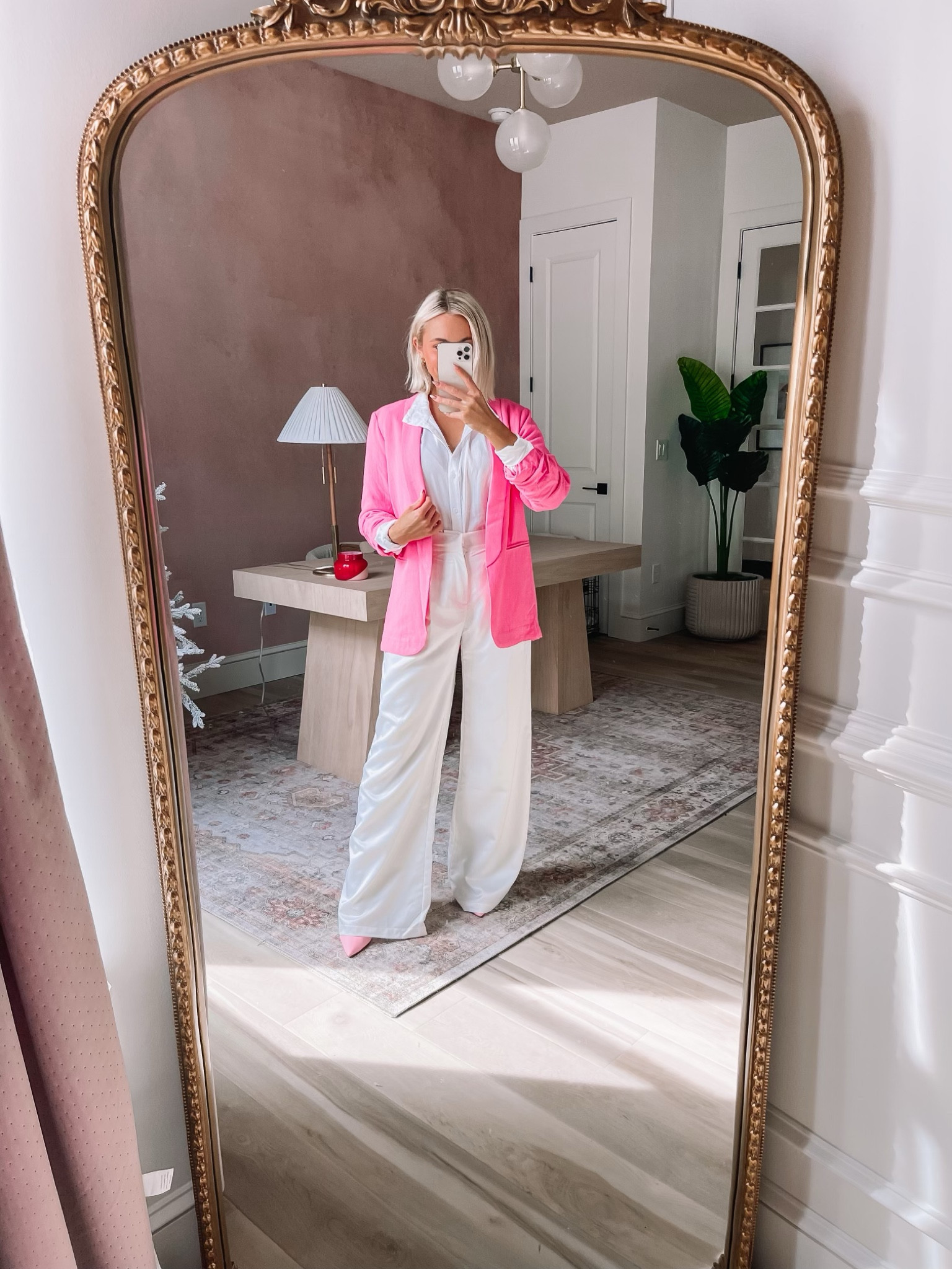 Red Dress #ValentinesDay outfit — wearing size small. #Vday #RedDress #datenight #valentinesdress

#LTKstyletip #LTKSeasonal