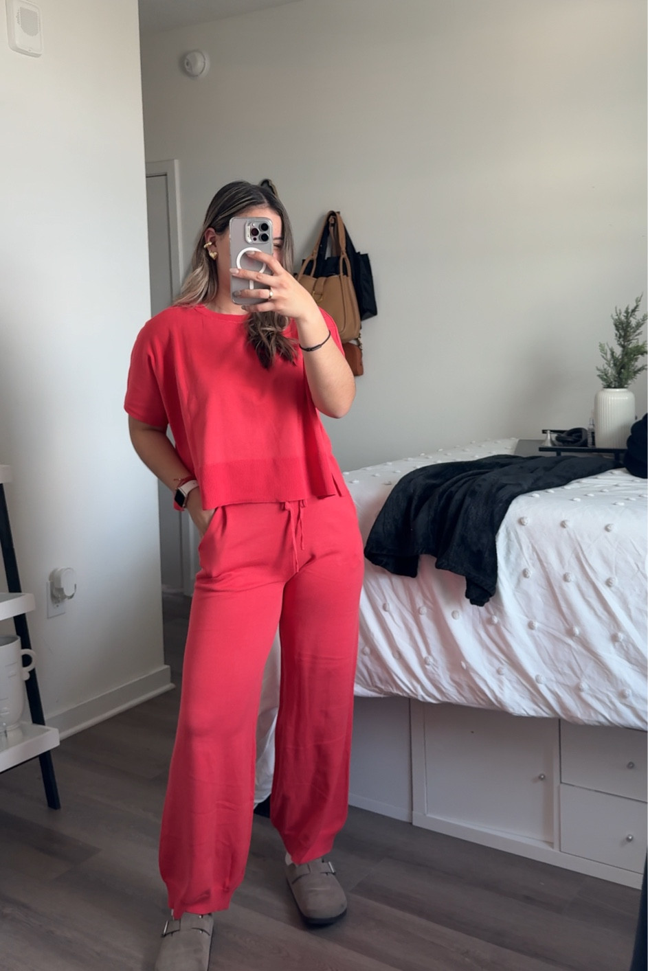 Study day outfit♥️

study outfit, comfortable, cute set, lounge set, stay home, college student, errands run

#LTKStyleTip #LTKFindsUnder100 #LTKTravel