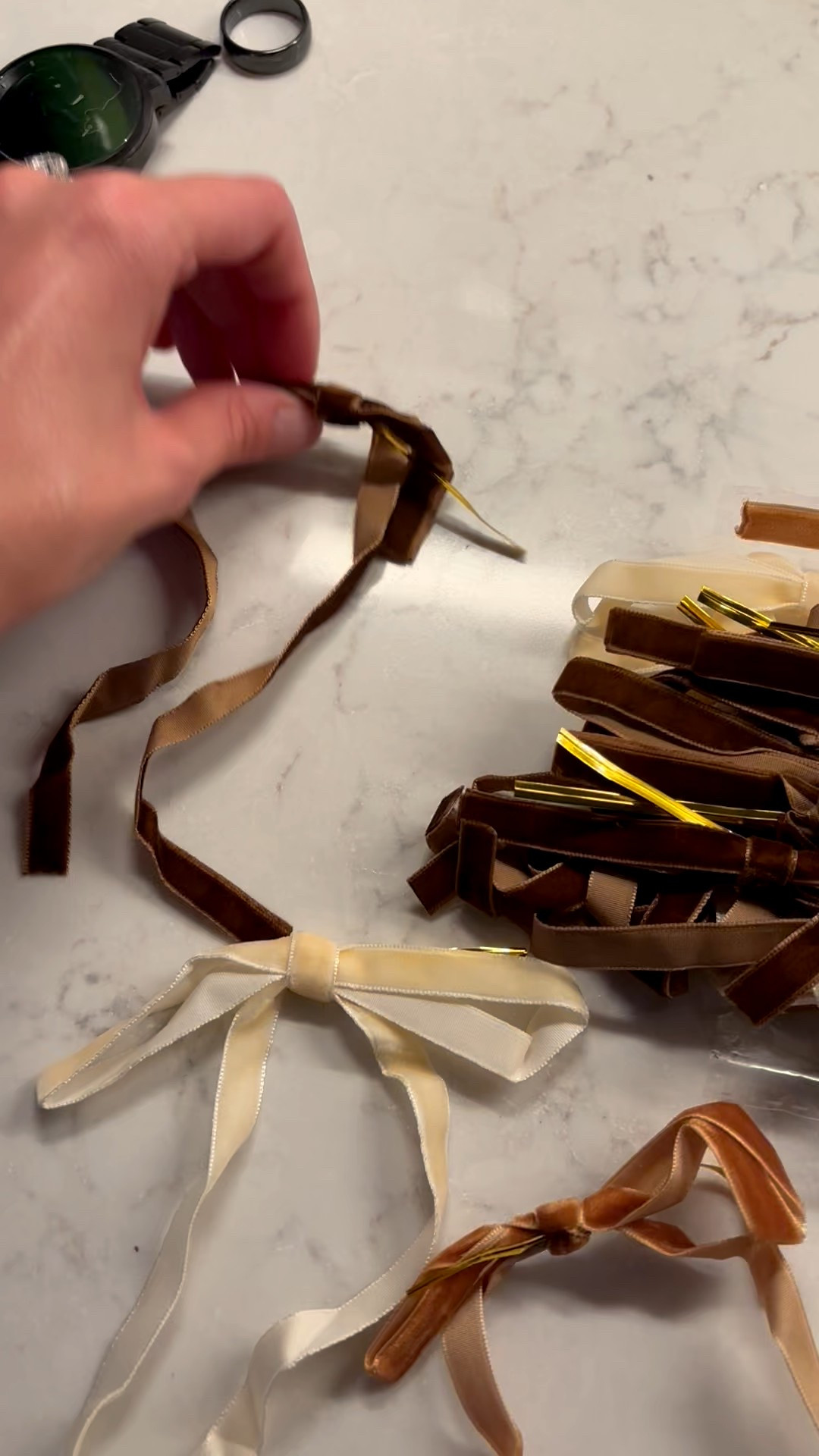 Beautiful velvet bows for Christmas trees, wreaths, gifts, etc!

I love this combo for what I’m doing with my living room tree, but there’s many other options of color and even ribbon thickness!


Christmas decor, holiday decor, velvet ribbon, Amazon home, Amazon finds, Amazon holiday

#LTKFindsUnder50 #LTKHoliday #LTKHome