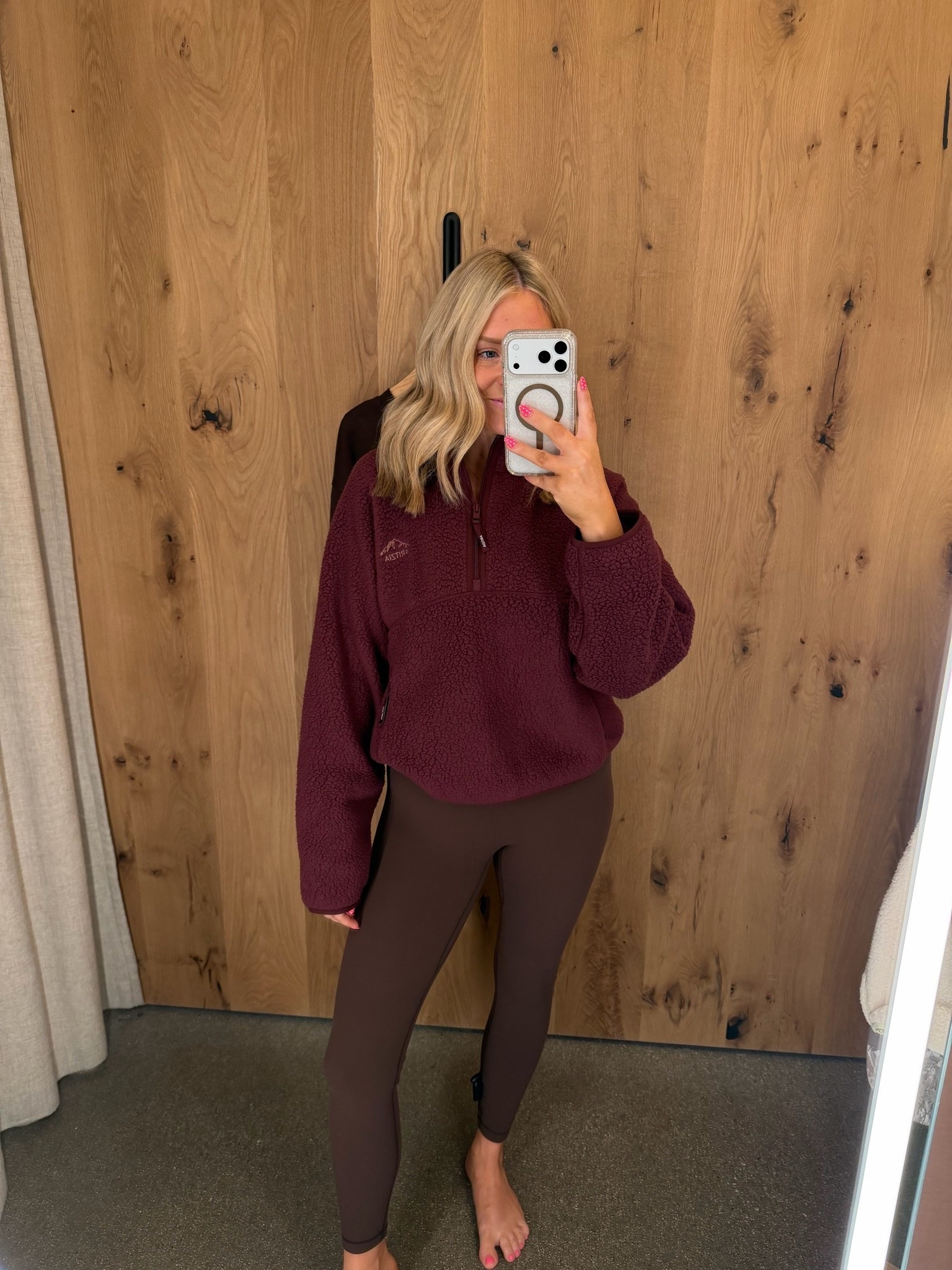 Polartec fleece in burgundy! Size M!

#LTKootd