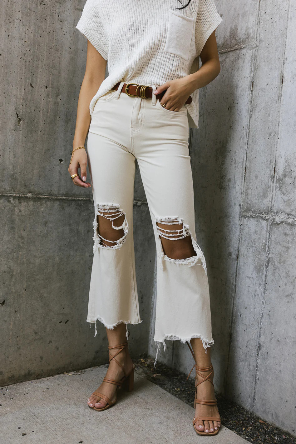 Charlie Distressed Jeans in Ivory | Böhme US