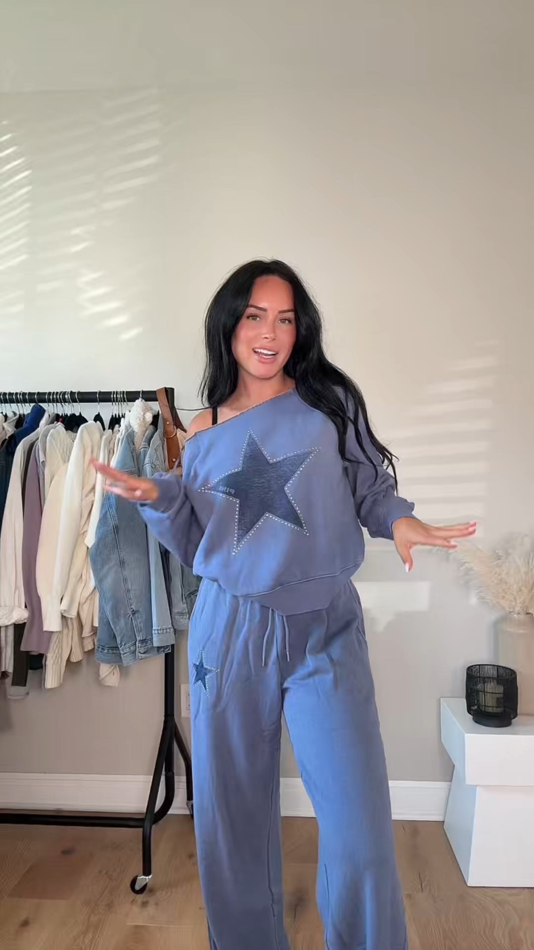 Pink cozy finds 🍂☁️

@vspink #pinkpartner

My sizing 5’7, 145lbs, 32dd
I’m wearing size medium top, size small tall pants 

#LTKSaleAlert #LTKFallSale #LTKActive