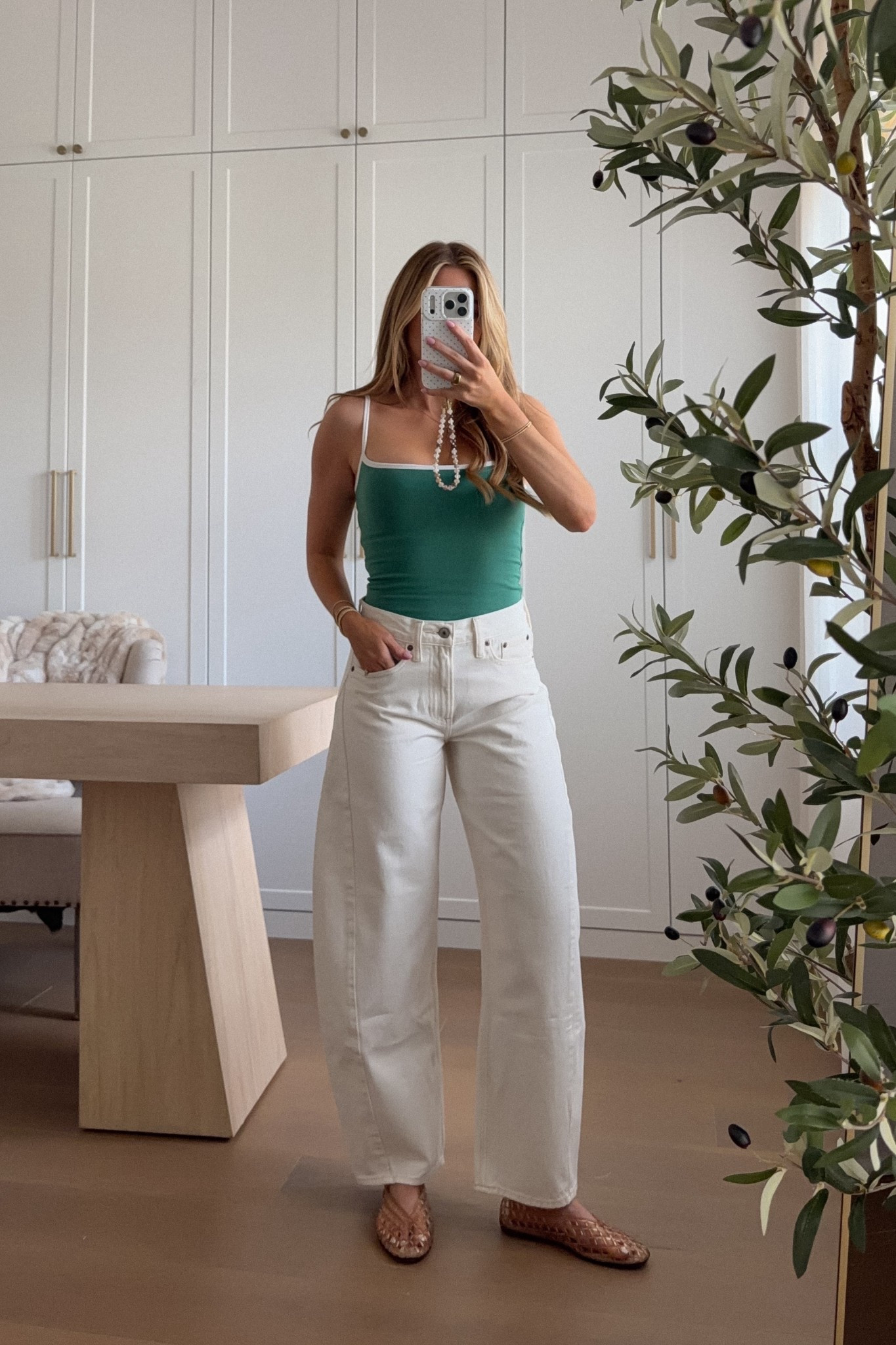 top: xs // jeans: 24 regular 