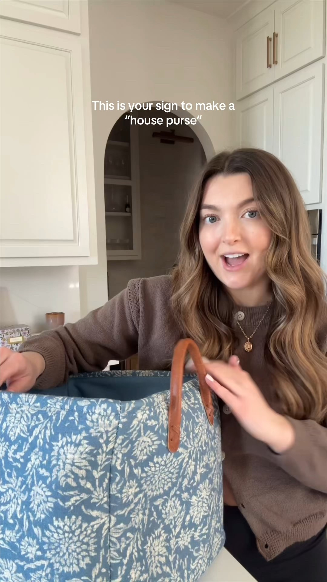 My “House Purse” with all my essentials (my kindle, laptop, pump, and more)! This cute basket is from Target and perfect for organization!

My brown button up cardigan is also from target!

Home decor, organize, home finds, target finds

#LTKHome