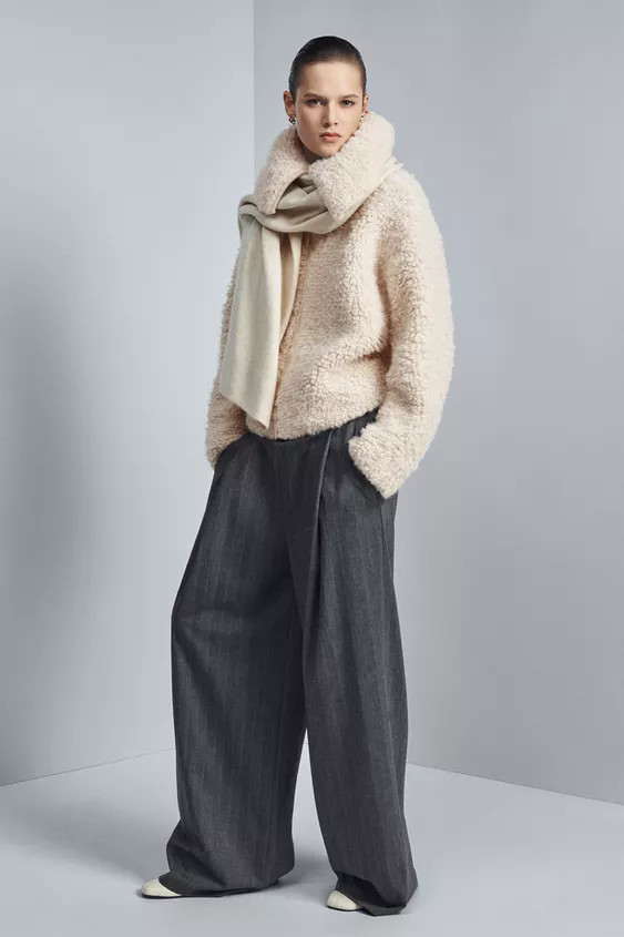 BOUCLÉ-STRICKJACKE | Zara DE