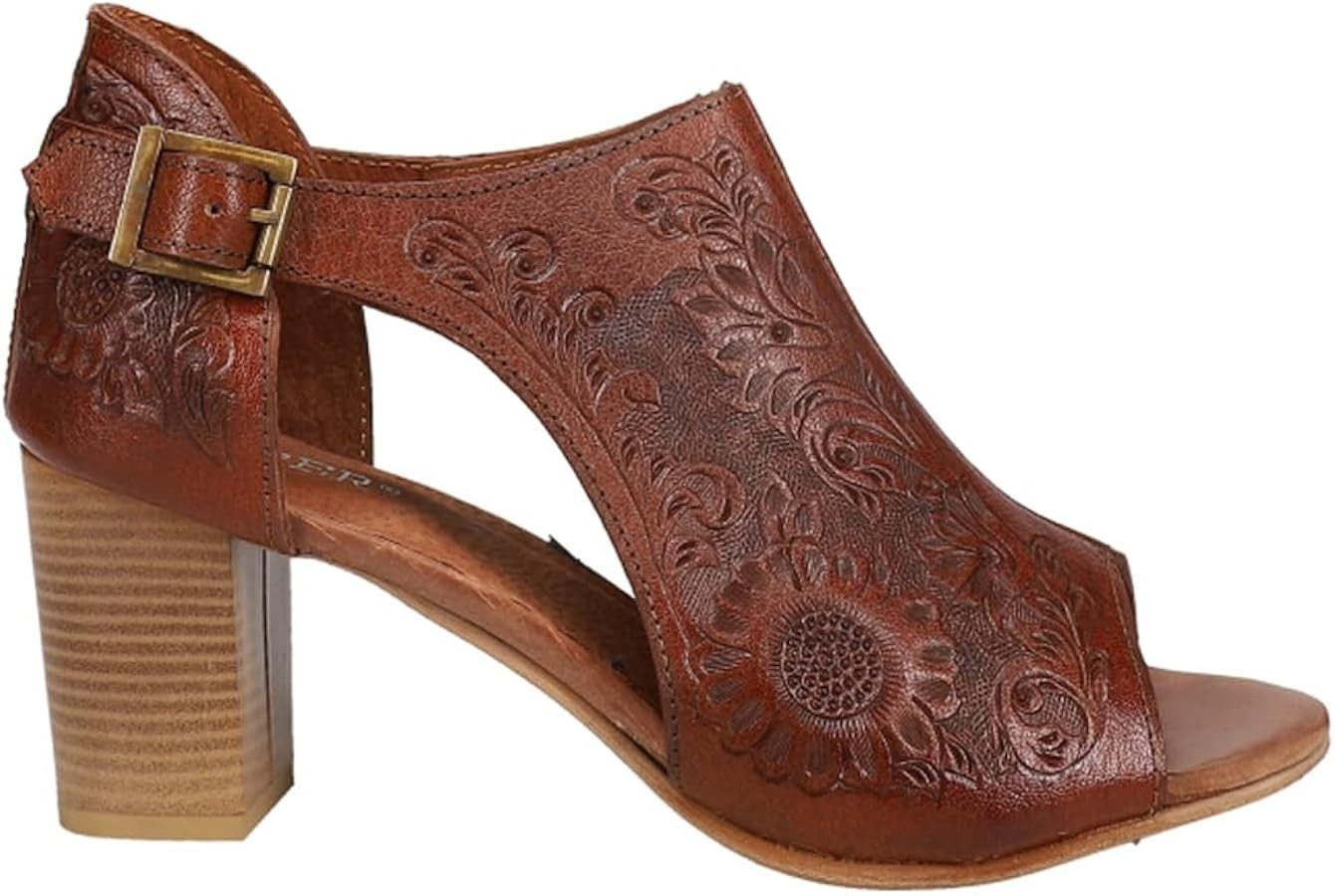 ROPER Women's Mika Closed Back Block Heel Pumps Heeled Sandal | Amazon (US)