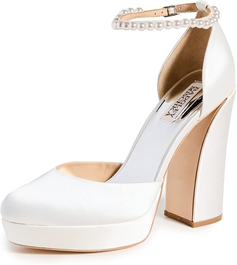 Badgley Mischka Women's Felixa Pump | Amazon (US)