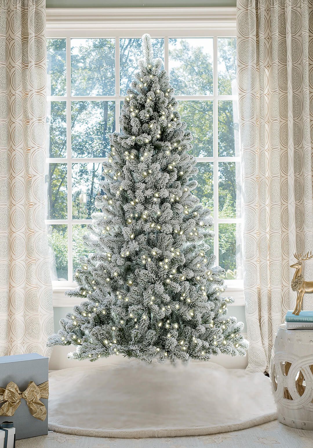 8' Prince Flock® Artificial Christmas Tree with 550 Warm White LED Lights | King of Christmas