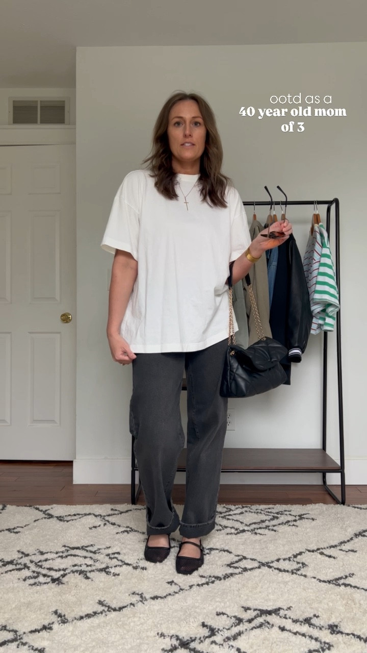 Everyday outfits. Easy outfits. Easy outfit ideas. Neutral basics. Spring outfits. Spring outfit idea. Casual outfits. Basic mom outfit. Casual outfit idea. Casual outfit. Everyday outfit. Mom outfit. Street style. Oversized t-shirt. 90’s baggy jeans. Mesh ballet flats.

#LTKOver40 #LTKFindsUnder100 #LTKFindsUnder50