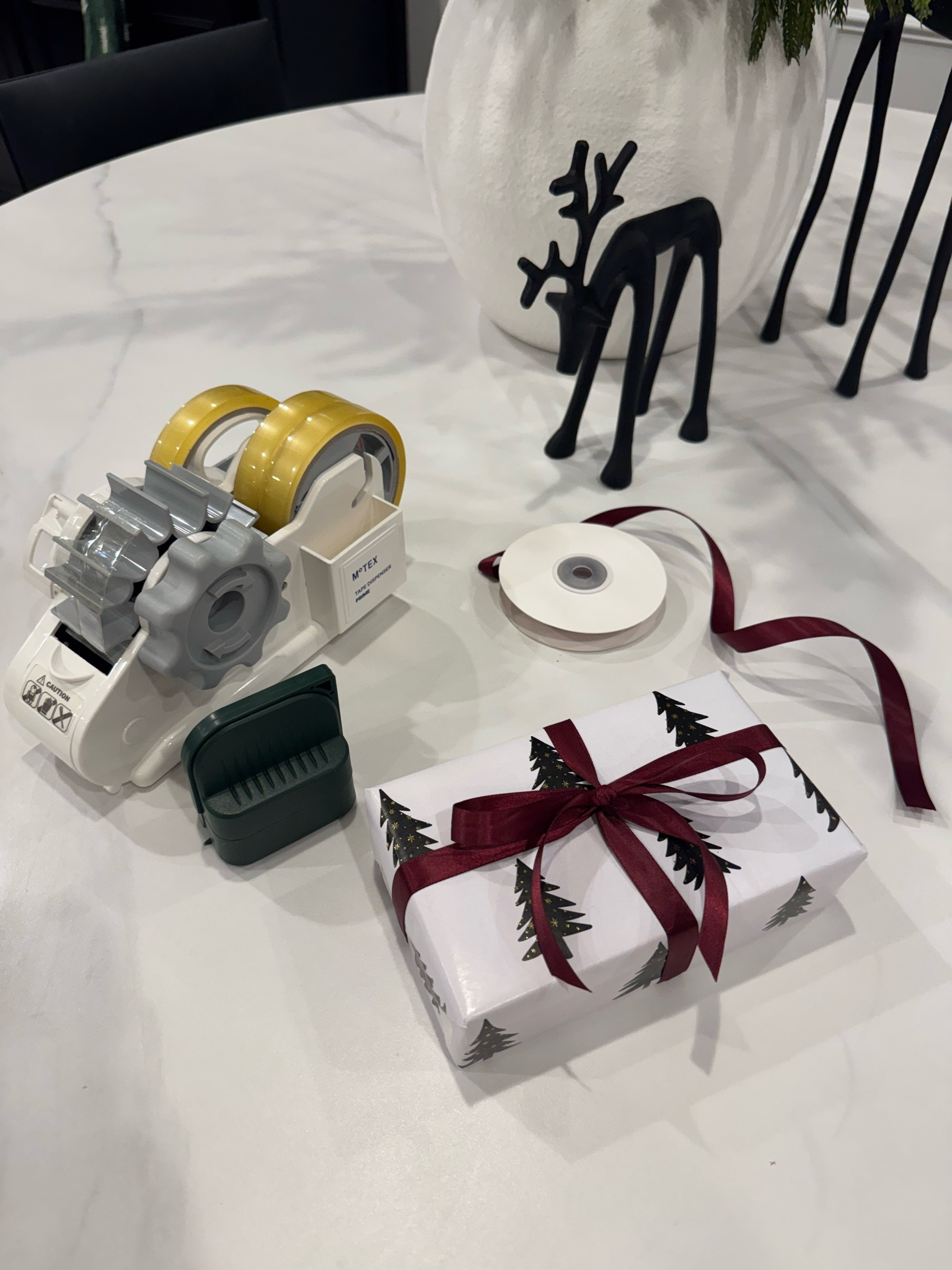 Gift wrapping essentials! @amazon #amazon #founditonamazon #amazon #giftideas #giftguide #gifterapping  

#LTKHoliday #LTKGiftGuide #LTKFindsUnder50