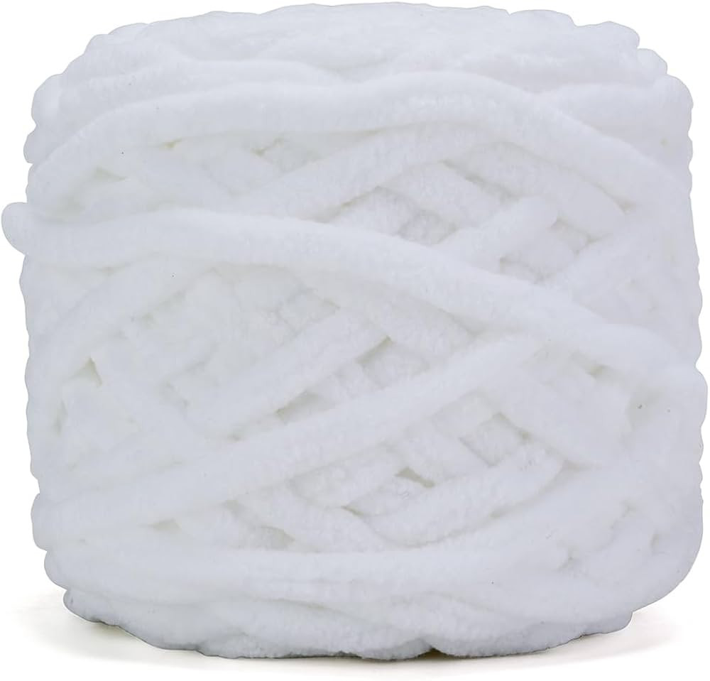 INNDUN Blanket Yarn 100g/3.5oz - White Chenille Yarn 6 Super Bulky - 72 Yards - Knitting, Crochet... | Amazon (US)