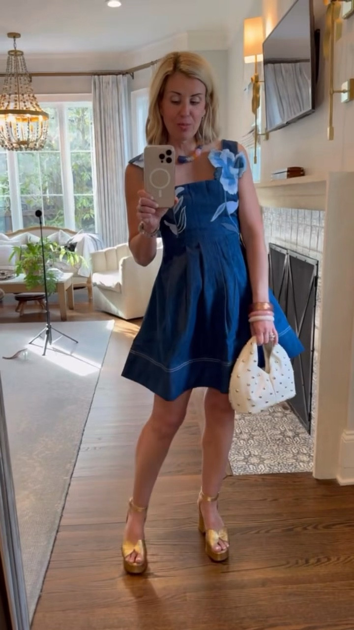 Can you even?? The details of this denim dress are over the top good! I’m in an xs & 8 in heels. 

*Anthro Buy more, Save more Sale 
$50 off $150
$100 off $300
$150 off $500


*Use my code Catherine20 on A+B
*Use my code Mixandmatchmadness on Loopy

 



 

#LTKOver40 #LTKdayinmylife #LTKmomlife