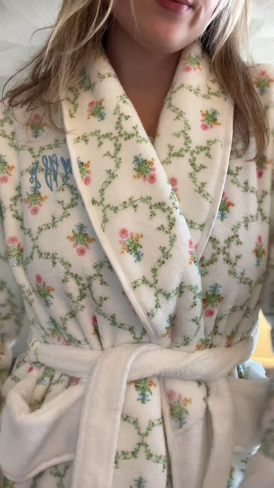slow mornings in the most perfect robe from Hill House ☁️☀️📖✨ a wishlist item of mine for so long & it’s now an every day must 

#LTKdayinmylife #LTKmorningroutine #LTKgrwm