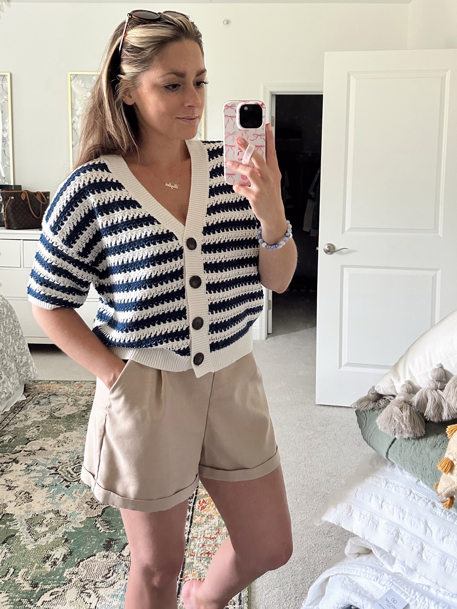 Feeling coastal. 

#coastalvibes #nancymeyers #coastalgrandmother #grandmillennial

#LTKFindsUnder50 #LTKStyleTip