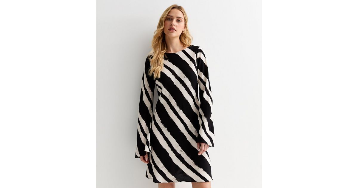Black Diagonal Stripe Long Sleeve Mini Dress | New Look | New Look (UK)