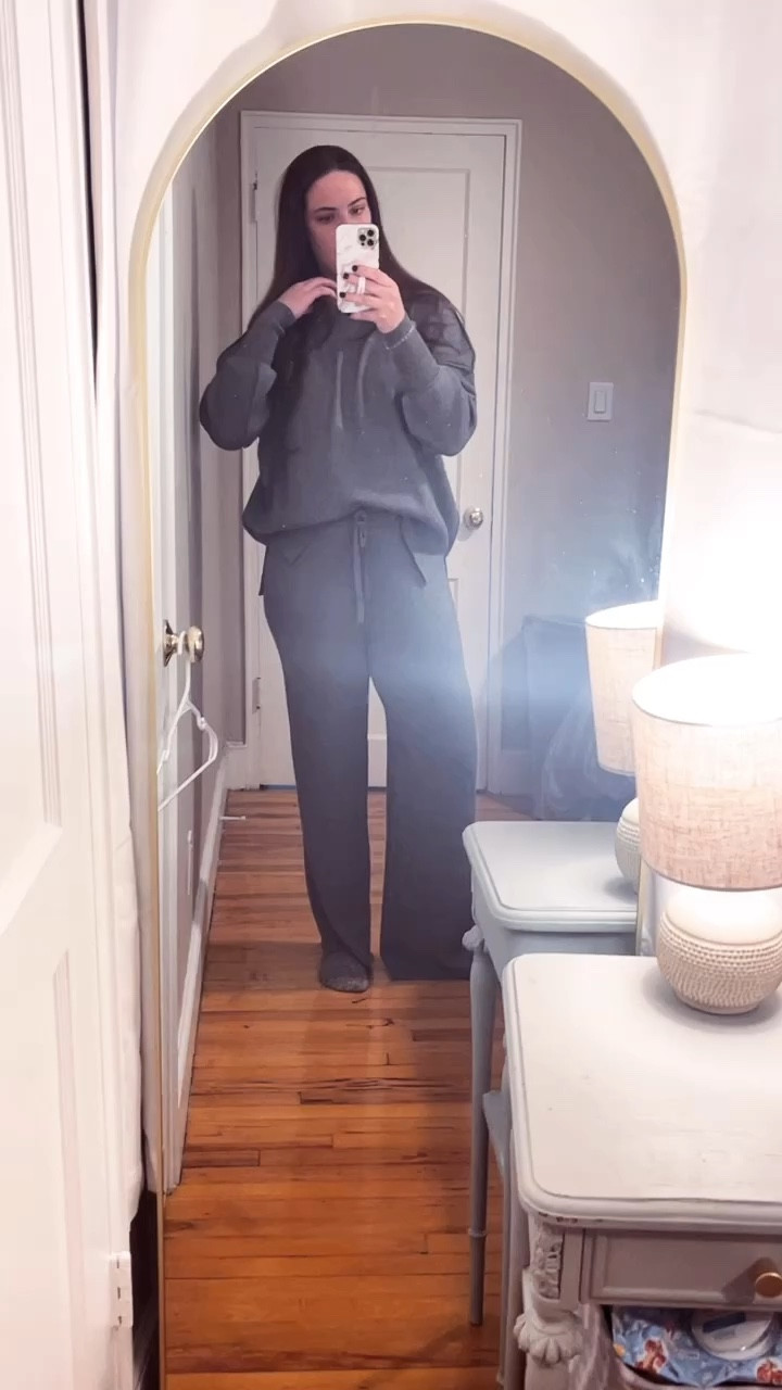 The absolute BEST lounge set I’ve ever found on Amazon. The fabric is so soft, it’s so cozy, pants are long (I’m 5’9” for reference) I’m wearing a size large but probably could’ve pulled off a medium. I just like my lounge sets to be a little bigger. 

#LTKstyletip #LTKfindsunder100 #LTKVideo