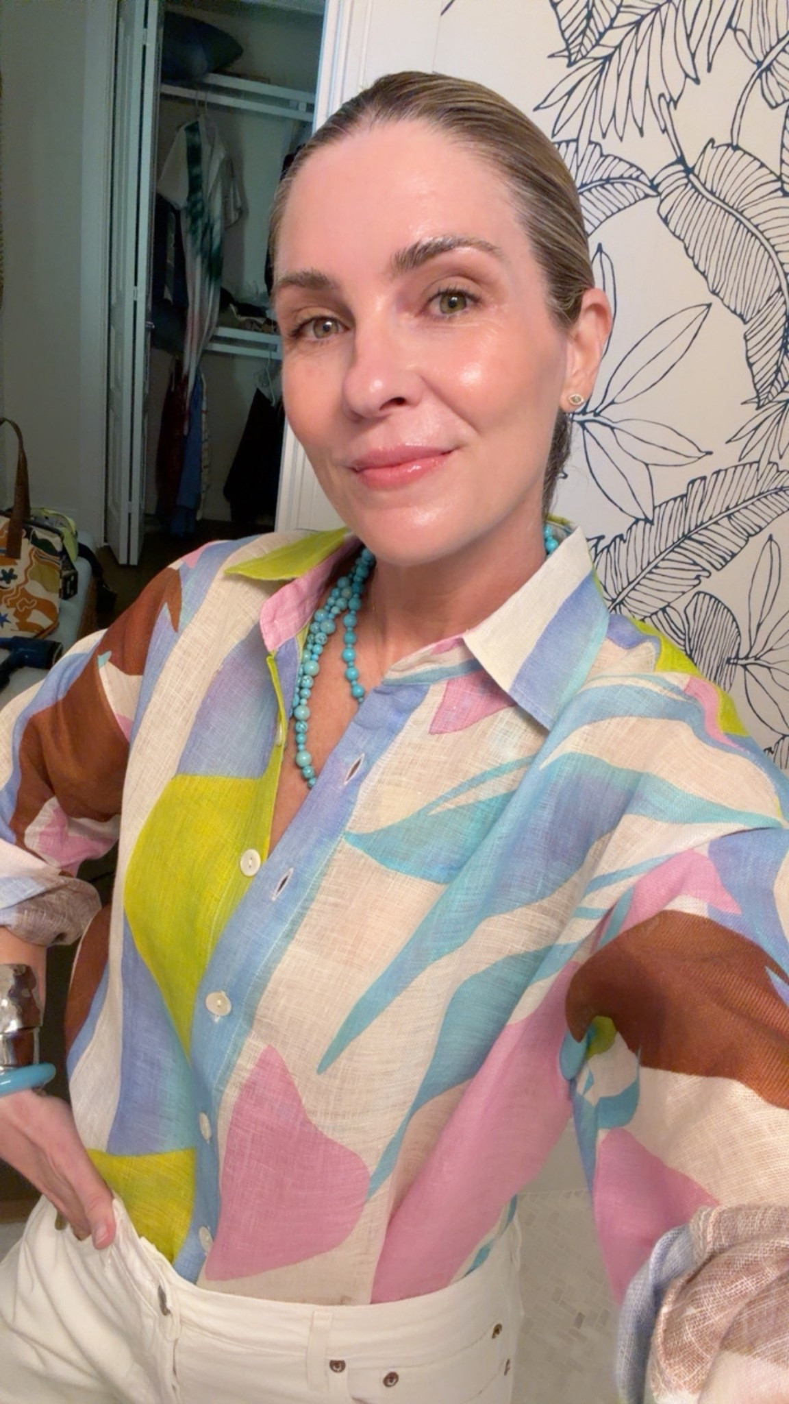 Linen Button Down + White Denim for siesta key ☀️🌴🐚
Armani Eye #30