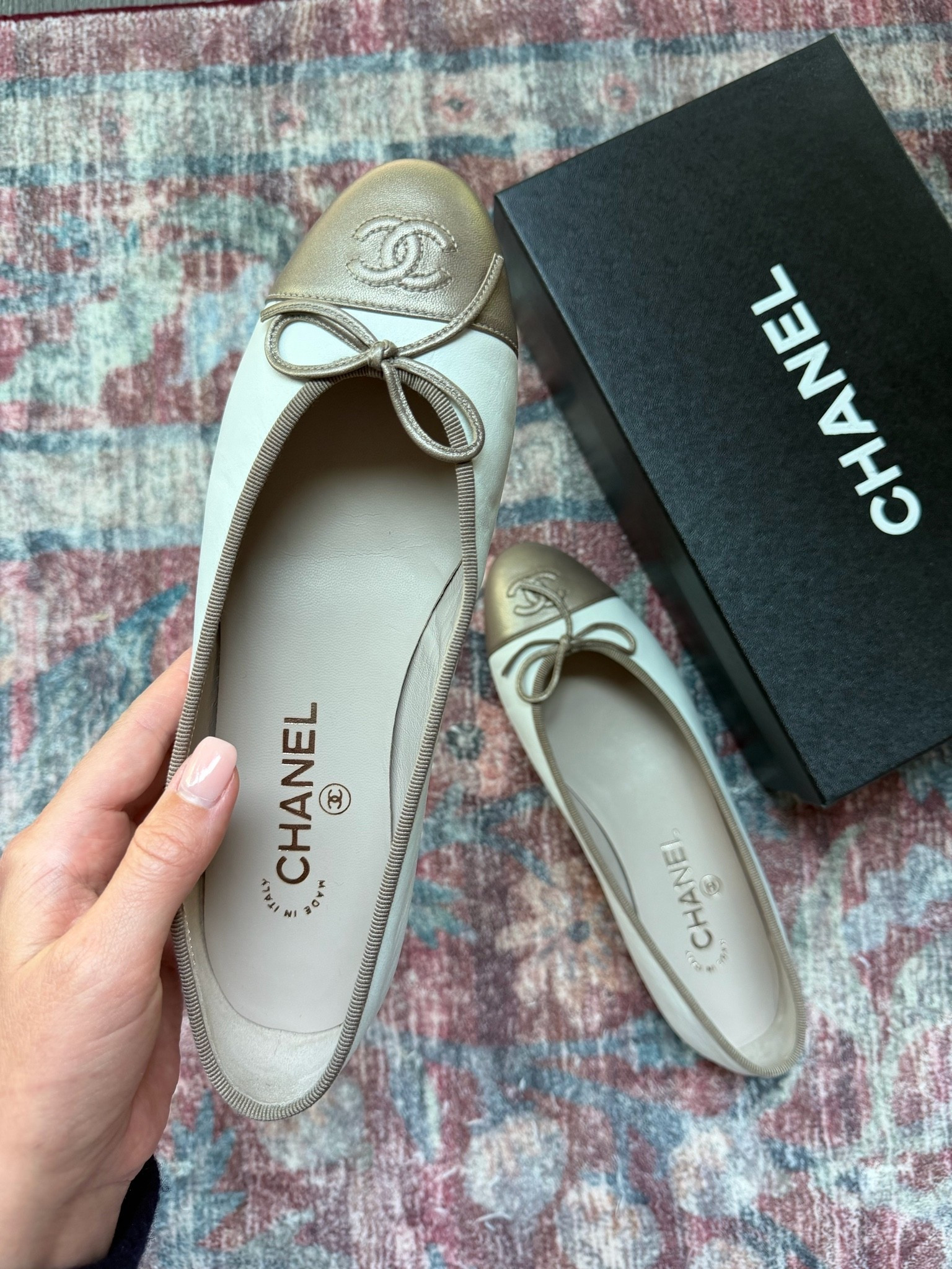 Sharing some of my favorite second hand Chanel flats from Therealreal!

#LTKSeasonal