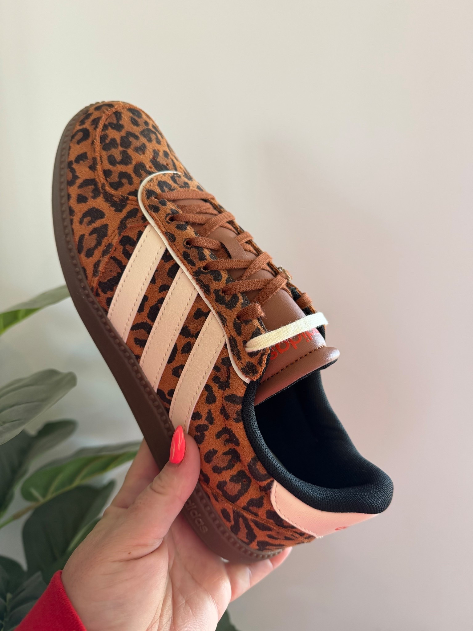 One thing I learned at market is leopard is trending right now, but mixing patterns and color is too!

#LTKSaleAlert #LTKMidsize #LTKdayinmylife