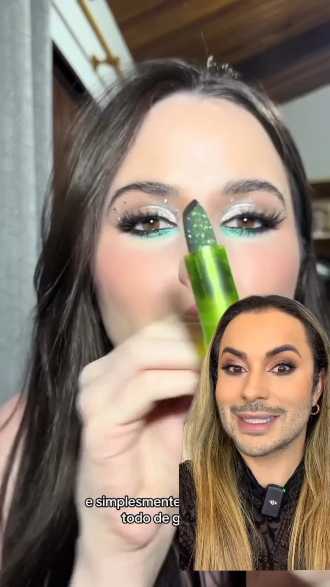 Batom verde? 

#LTKbeauty