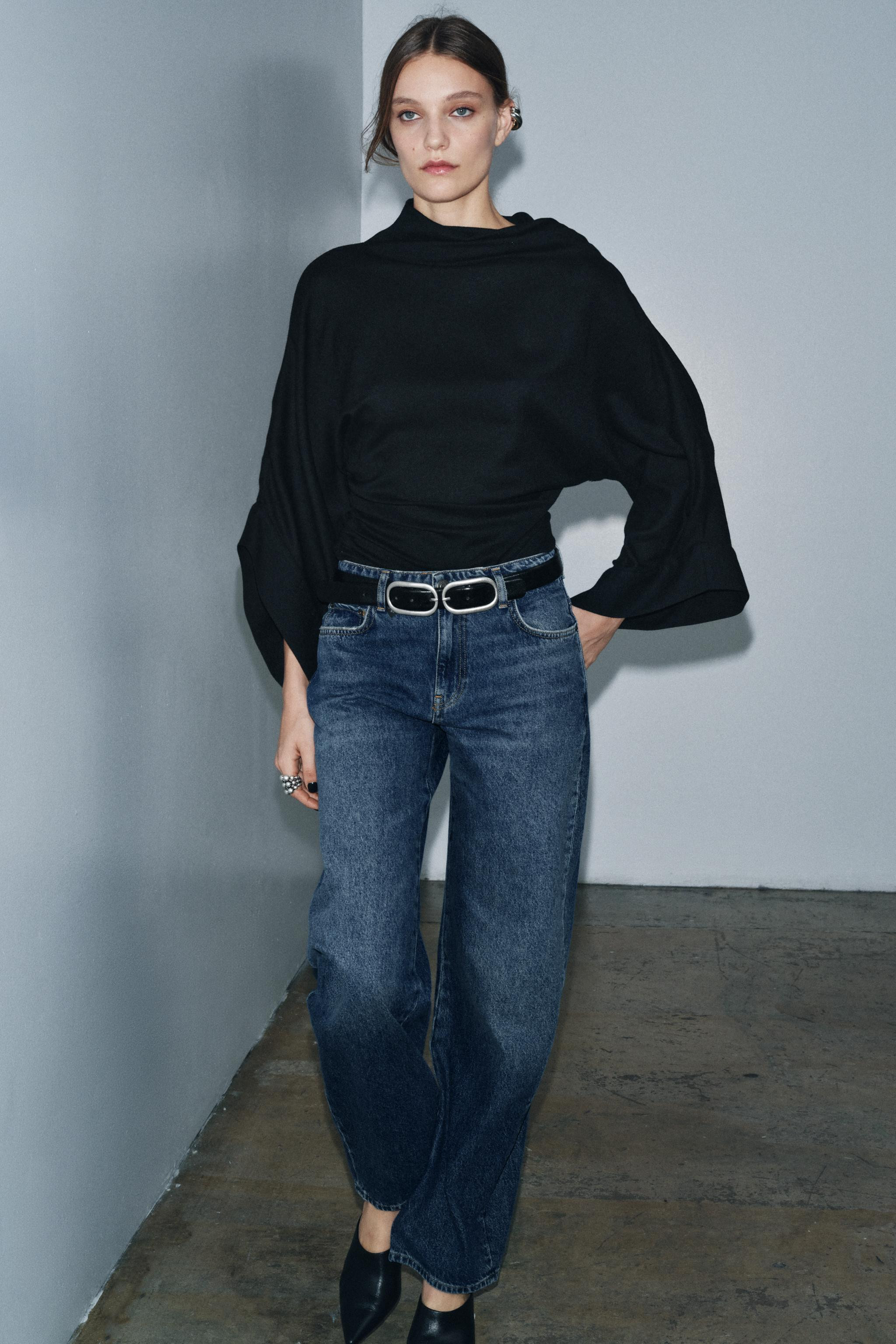 ZW COLLECTION BARREL MID-RISE JEANS | Zara US