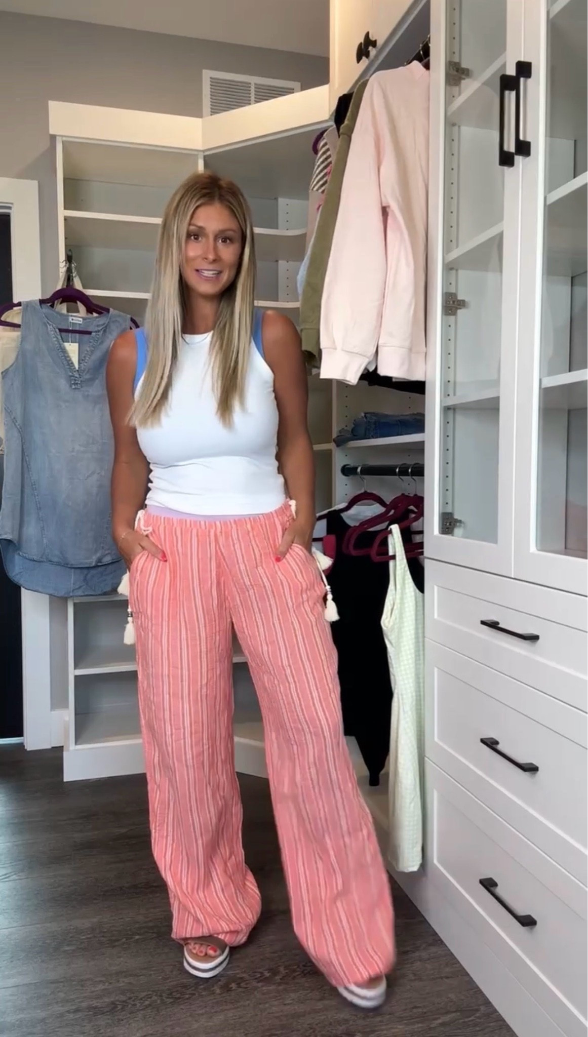 Casual and so darn cute! Can’t get enough of these gauze pants!

#LTKgrwm #LTKmomlife #LTKMidsize