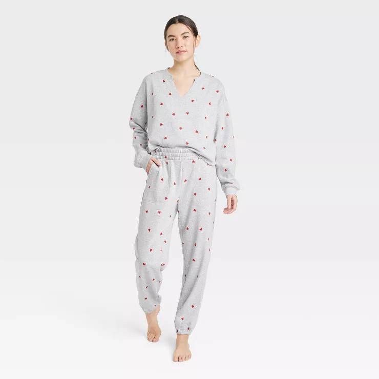 Women's Fleece Lounge Jogger Pants - Colsie™ | Target