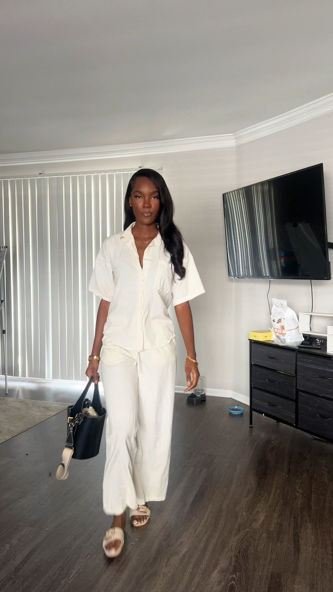 OOTD: A light linen set for the summer time 🤍

#LTKBeauty #LTKStyleTip #LTKFindsUnder50