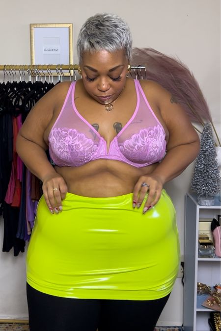 Hey Babeees, this is one of my favorite bras from Savage Fenty!

This exact one is sold out but I found a similar one 🩷

With buying a bra online I suggest to go up one size for comfort  

Size -40D 

#LTKplussize #LTKstyletip #LTKbeauty