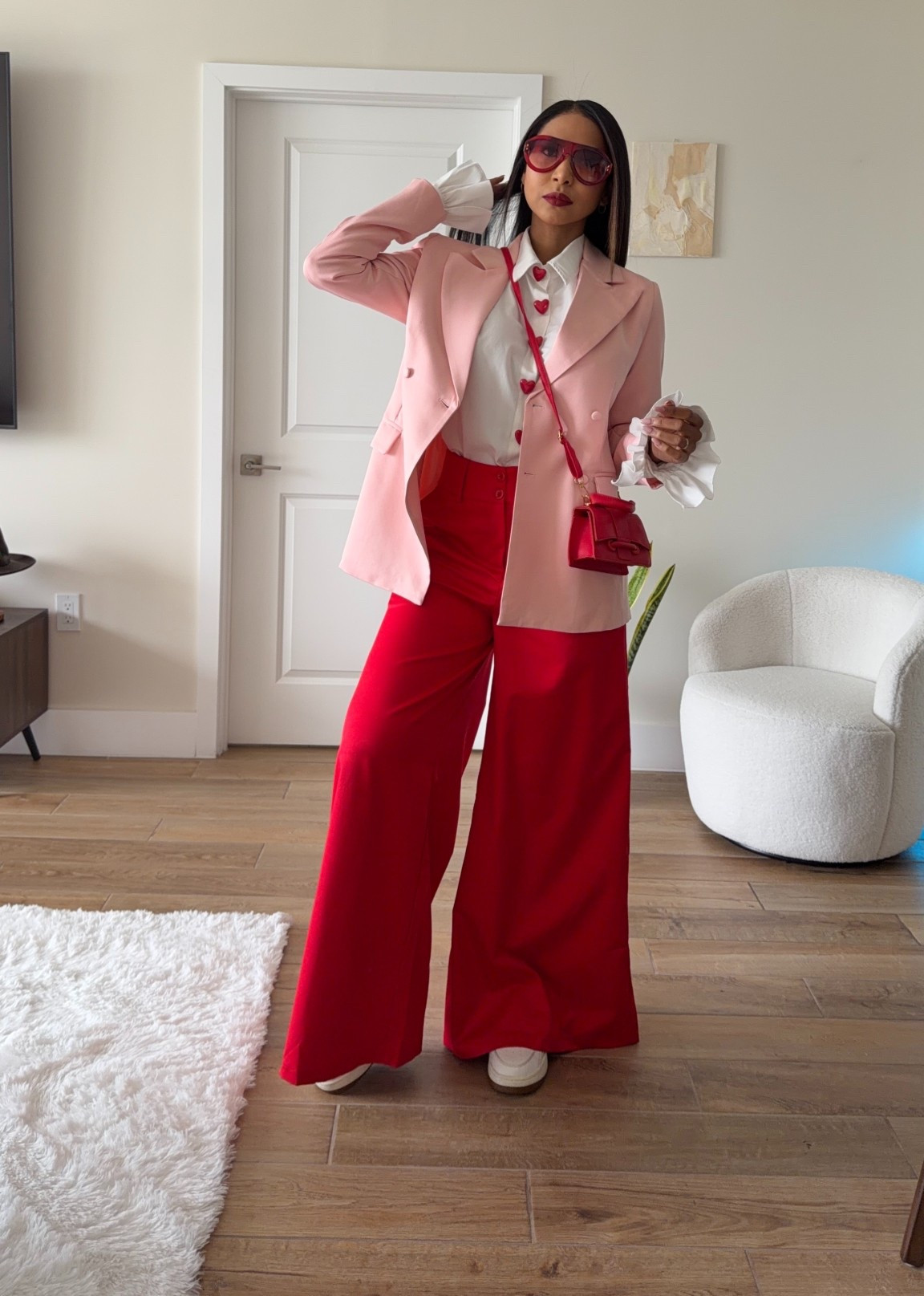 Mismo pantalón diferente vibes 😍

#LTKdayinmylife #LTKgrwm #LTKootd