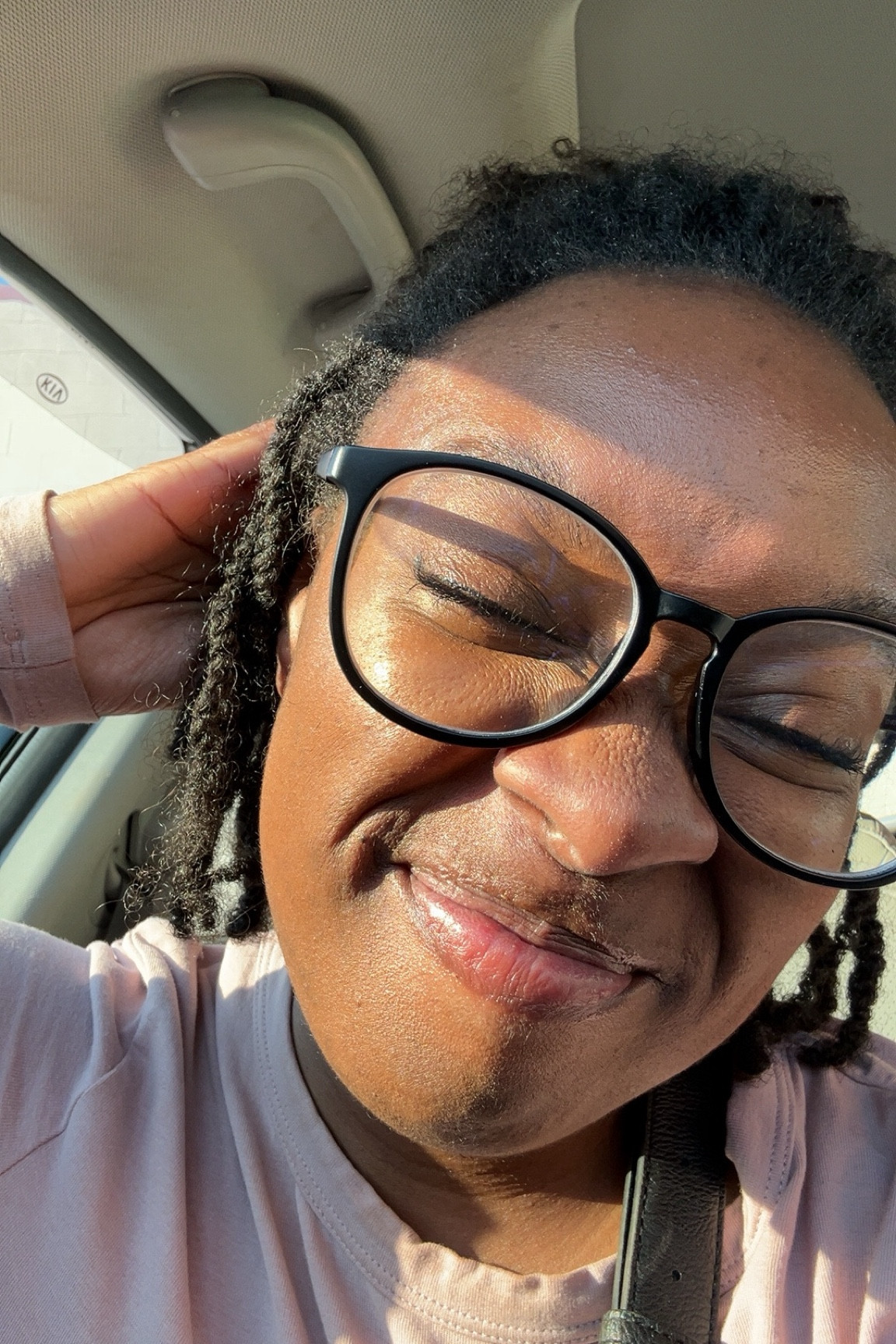 okay but the SUN is my fave rn omfg 😂😅 went to an open mic night and i was glowwwwing (both cause the sun & the highlighter i put on hahaha)

#LTKfindsunder50 #LTKbeauty #LTKSeasonal