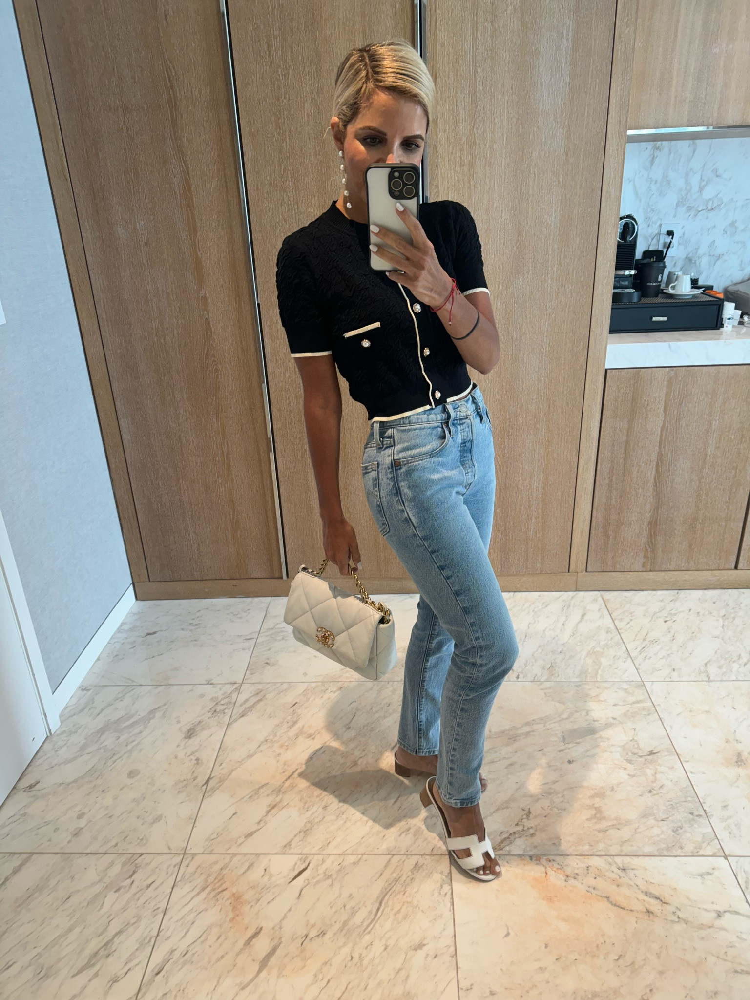 Causal OOTD! 
#cardigan #jeans #chic


#LTKfindsunder50 #LTKfindsunder100 #LTKstyletip