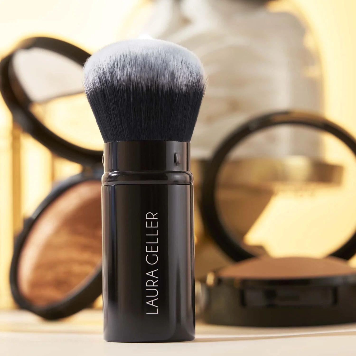 Retractable Airbrush Kabuki Brush | Laura Geller