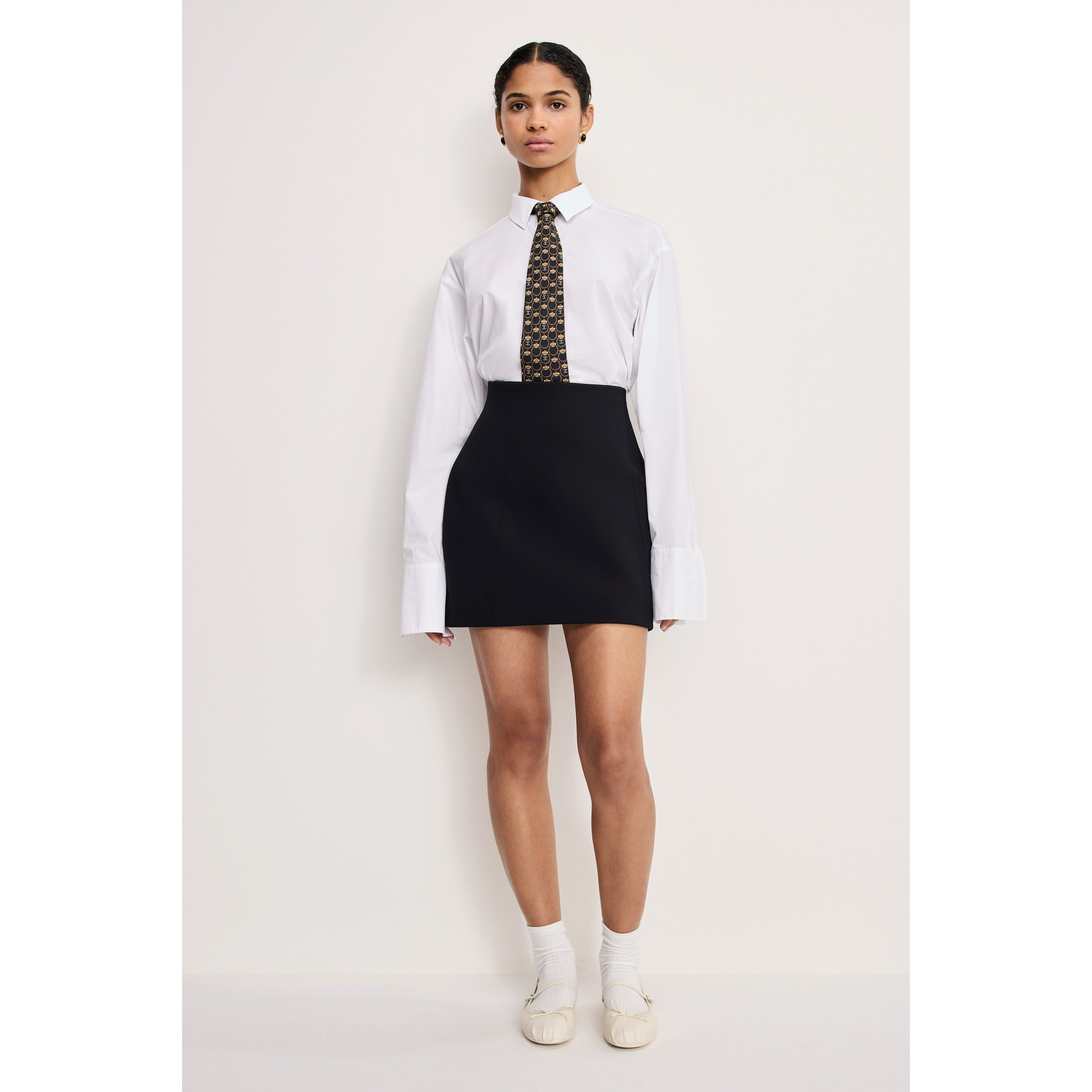 Women's Soft Stretch Ponte Mini Skirt | Black, Size 6 | Good American by Khlo� Kardashian | Good American