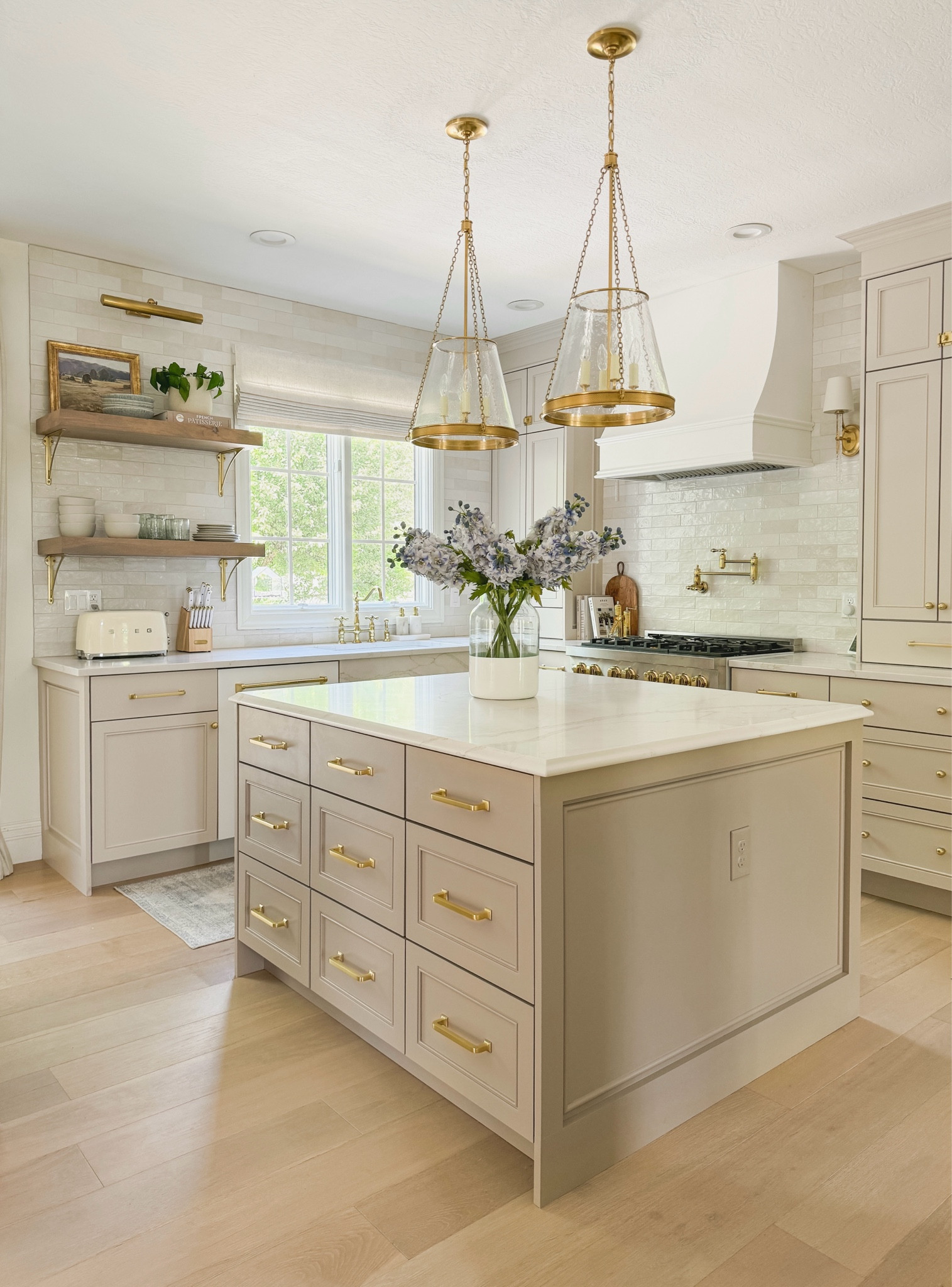 Paint colors
Island: SW Utterly Beige
Perimeter: SW Realist Beige
Walls: SW Greek Villa

Grout: Mapei Frost
Tile is in the color “white”

Roman shade is the coastal Roman shade from Select Blinds with motorization in the color White Linen.

Kitchen decor, home decor, floating shelves, pottery barn, spring decor, Zellige tile, quartz countertops, kitchen backsplash, dishes, Target studio McGee, world market


#LTKStyleTip #LTKSeasonal #LTKHome