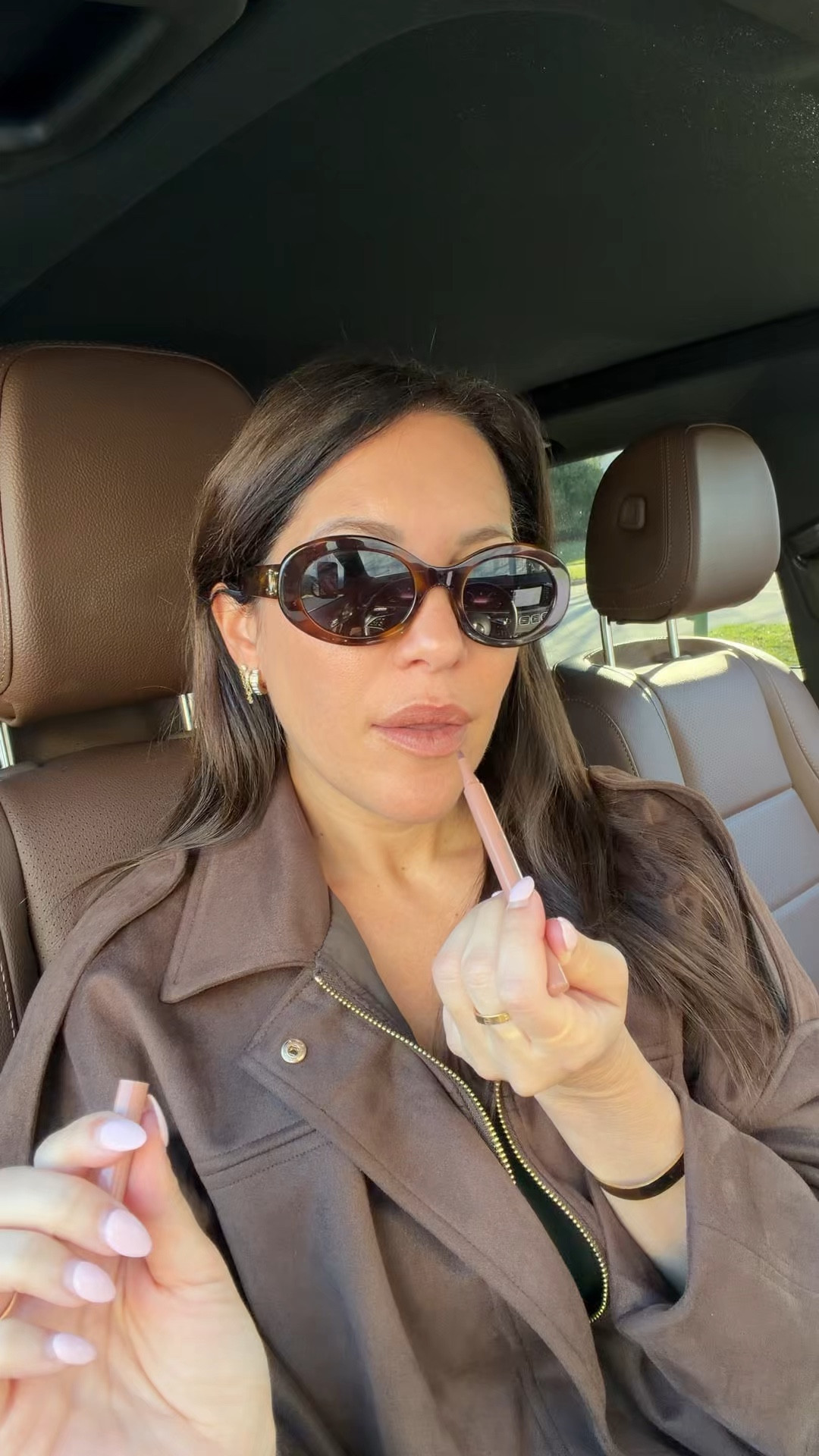 Obsessed w the summer Fridays lip stain. I'm wearing color almond 

#LTKBeauty #LTKgrwm #LTKdayinmylife