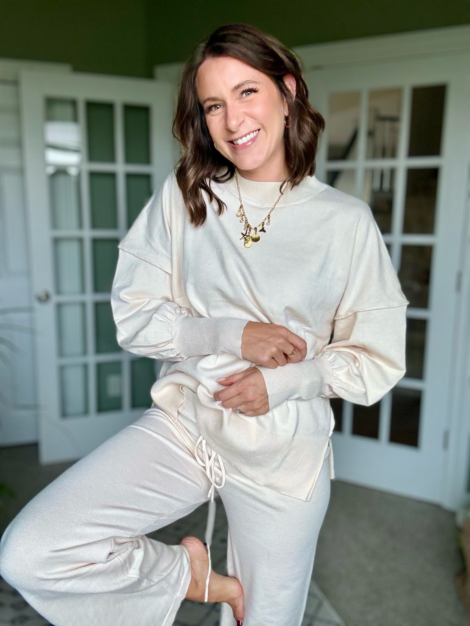 Wearing a medium

#LTKSeasonal #LTKFindsUnder50 #LTKFallSale