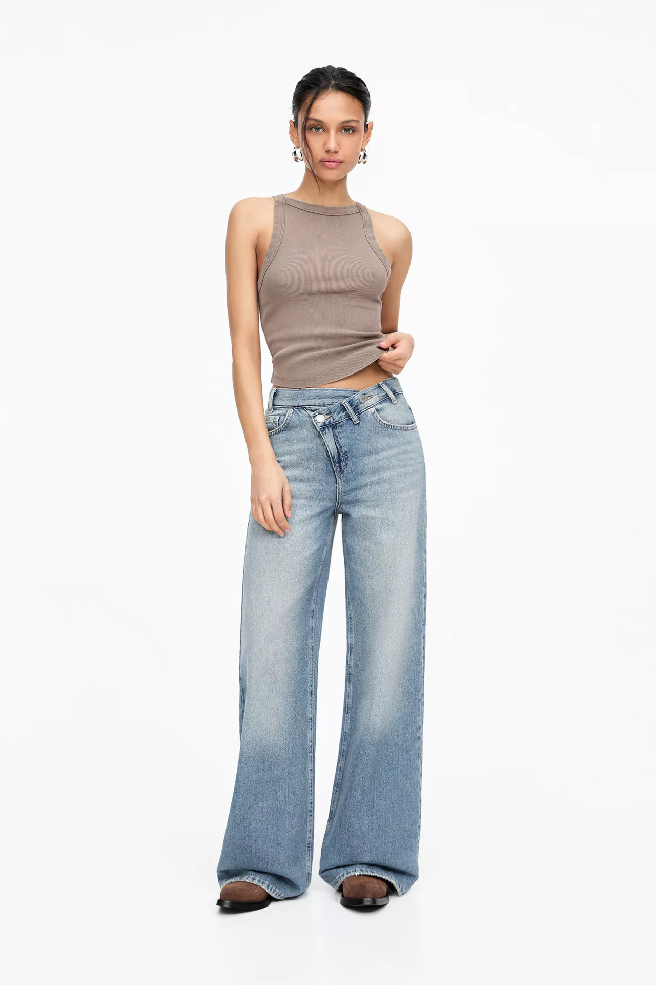 Wide-Leg-Jeans überkreuzter Bund | PULL and BEAR DE