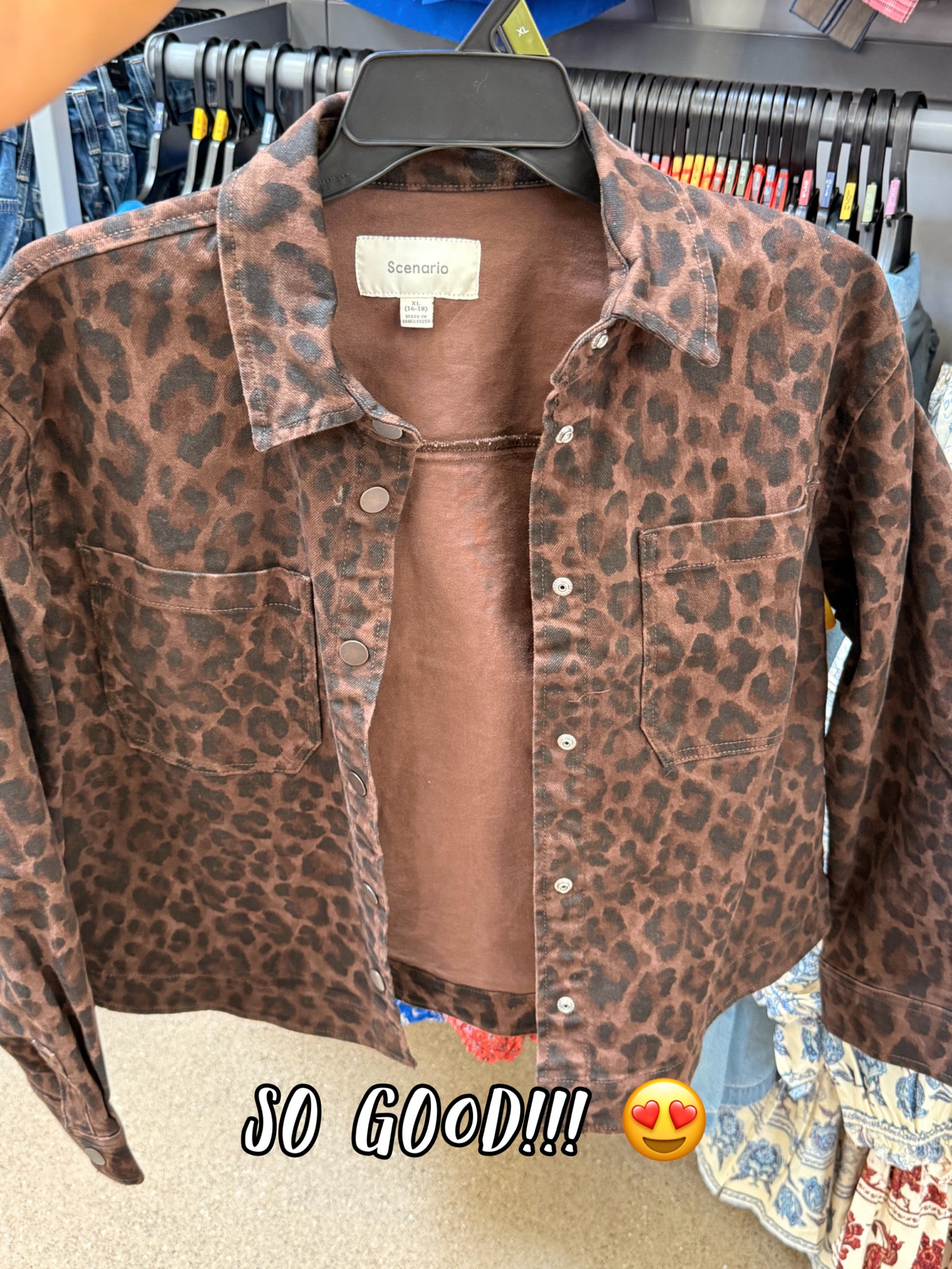 Leopard print denim jacket! So cute!