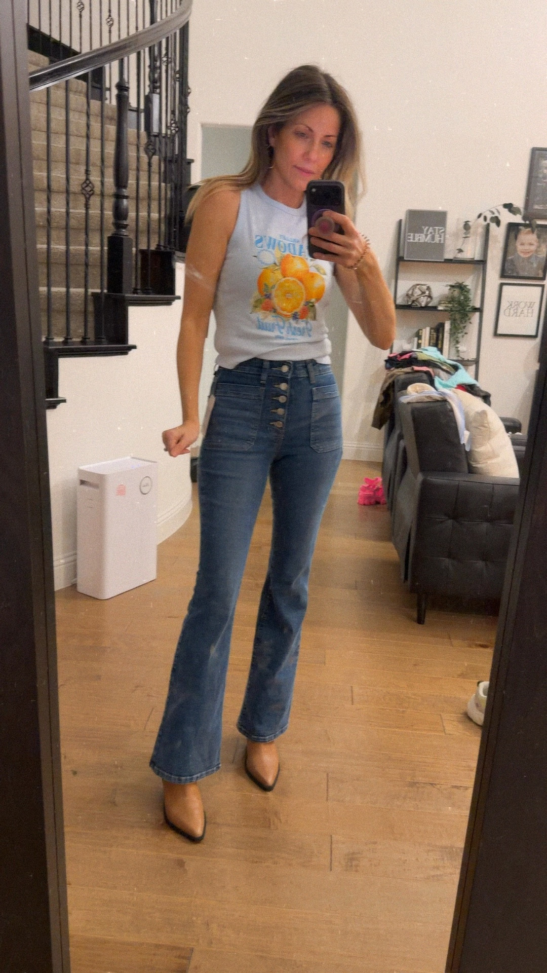 Walmart *Wins
Jenas!!! Size 0 fit so good
Too smalll