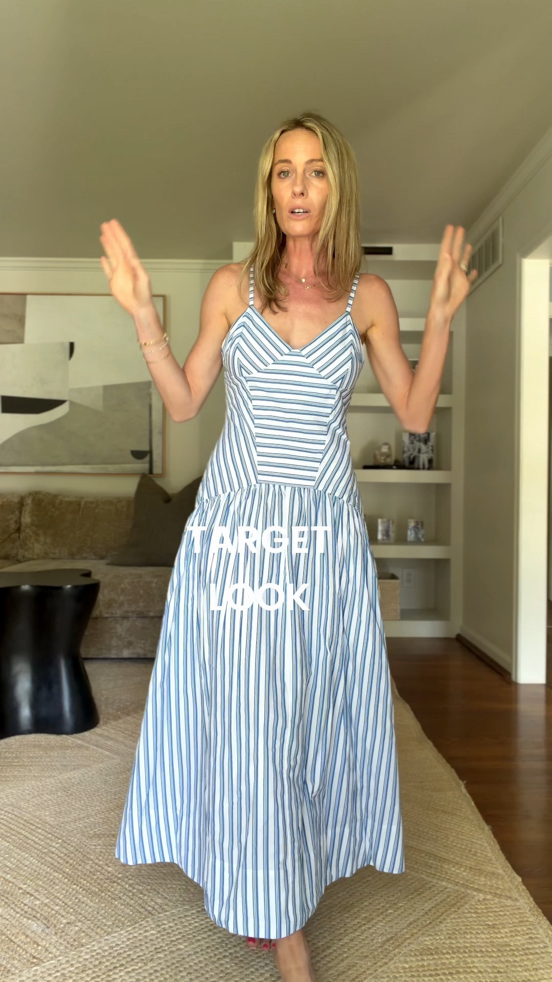 Size small! Love! Feels like anthro for $45!