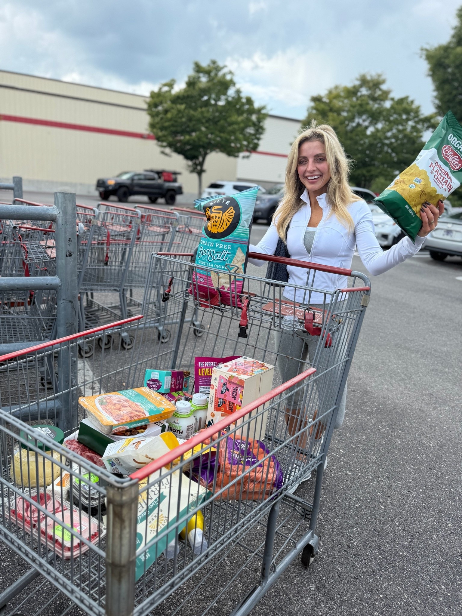 Costco haul outfit

#LTKdayinmylife #LTKHome #LTKfitnessgoals