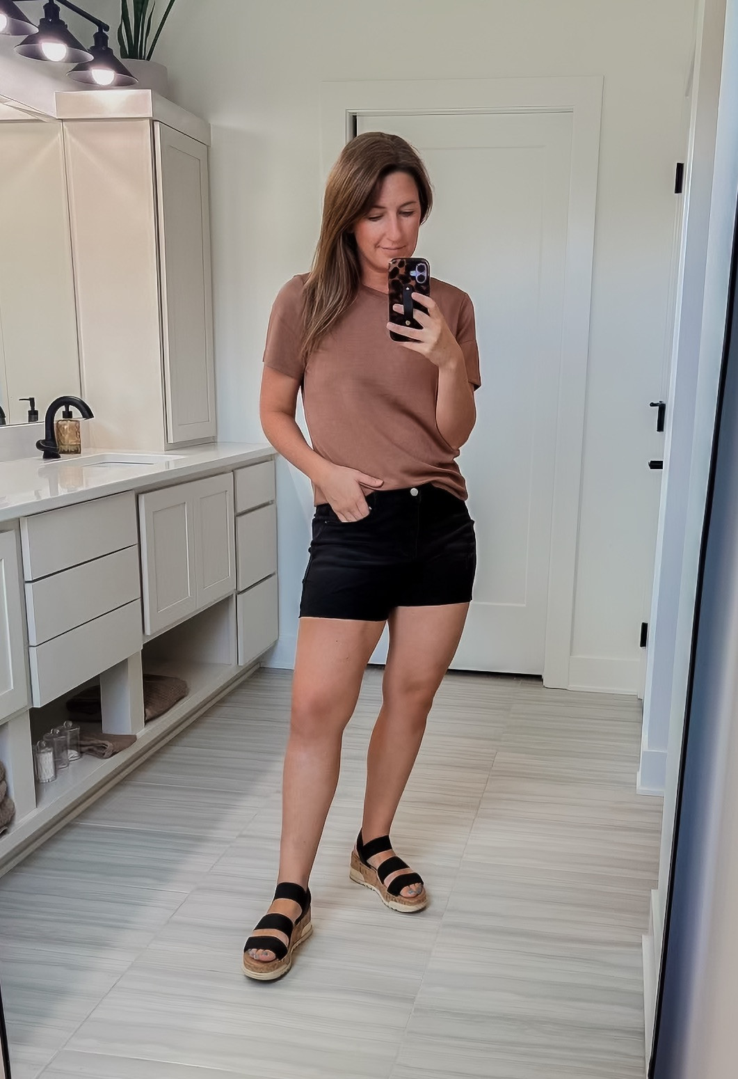 A school drop off outfit for moms. I didn't do my hair and there are no accessories. Minimal makeup and my outfit does the rest of the talking. I'll be walking up to those elementary doors feeling hot and confident after rushing around early in the morning getting everyone ready.  

 #LTKgrwm #LTKootd #LTKmomlife