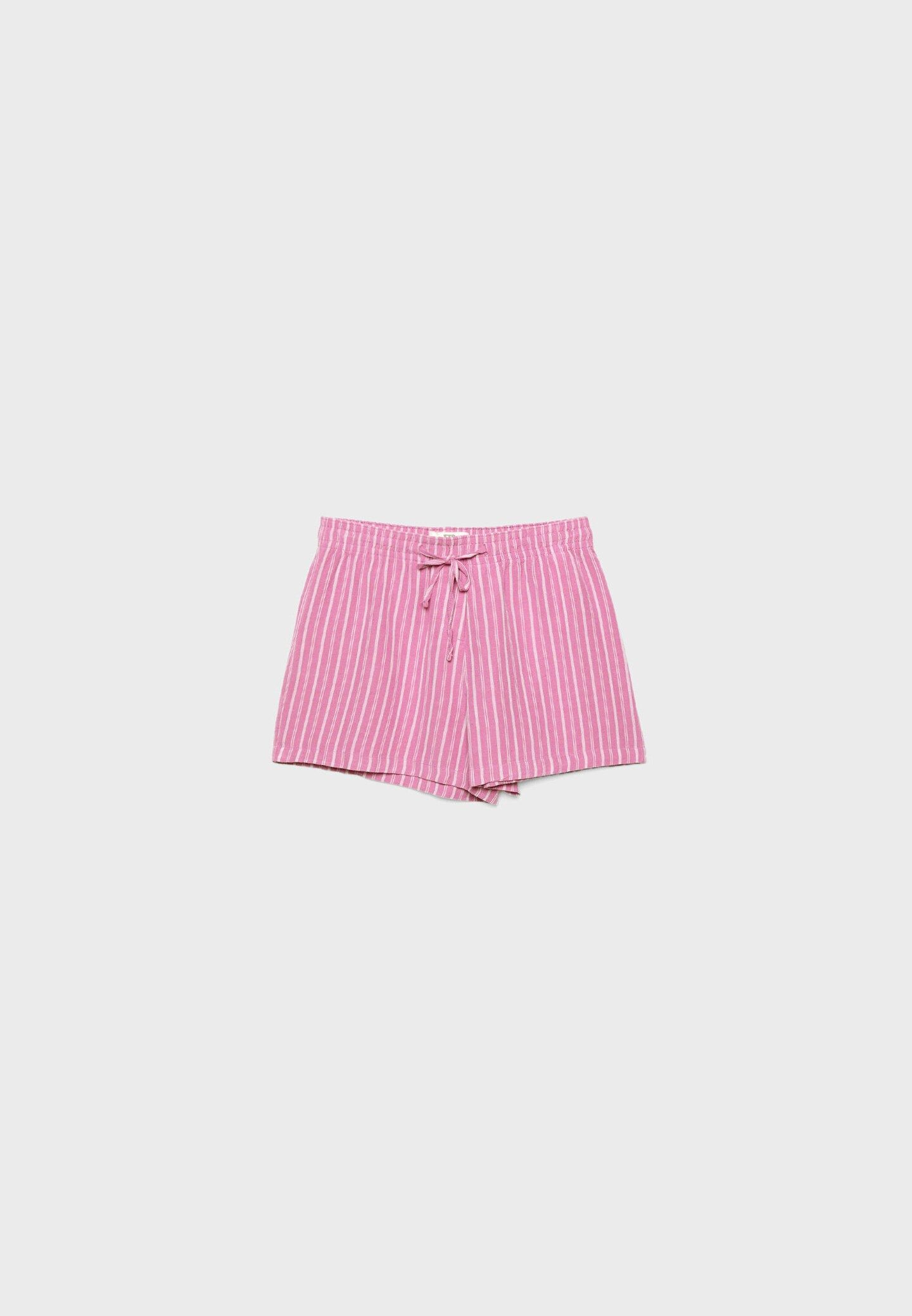 Flowing striped linen blend shorts | Stradivarius (UK)