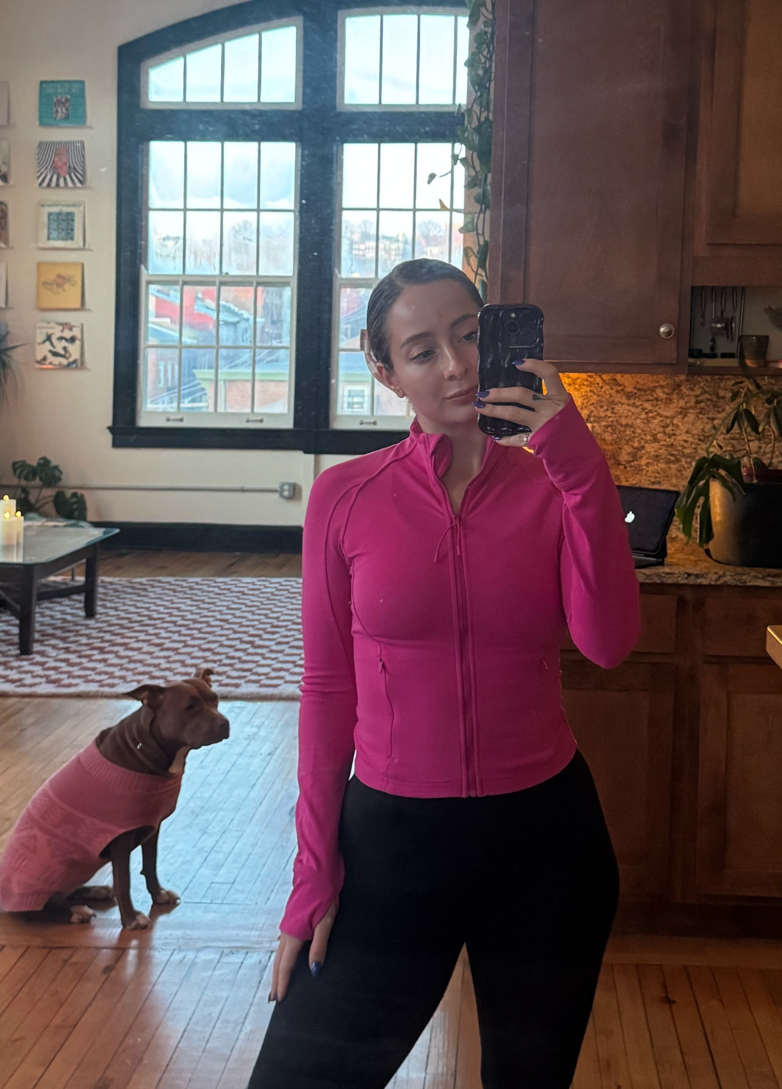 When I say SNATCHED, this jacket ✨ gets it right ✨ 🎀
Quality is unmatched too for an Amazon piece  I've had this for almost 2 years and won so many times and it still looks brand new! 