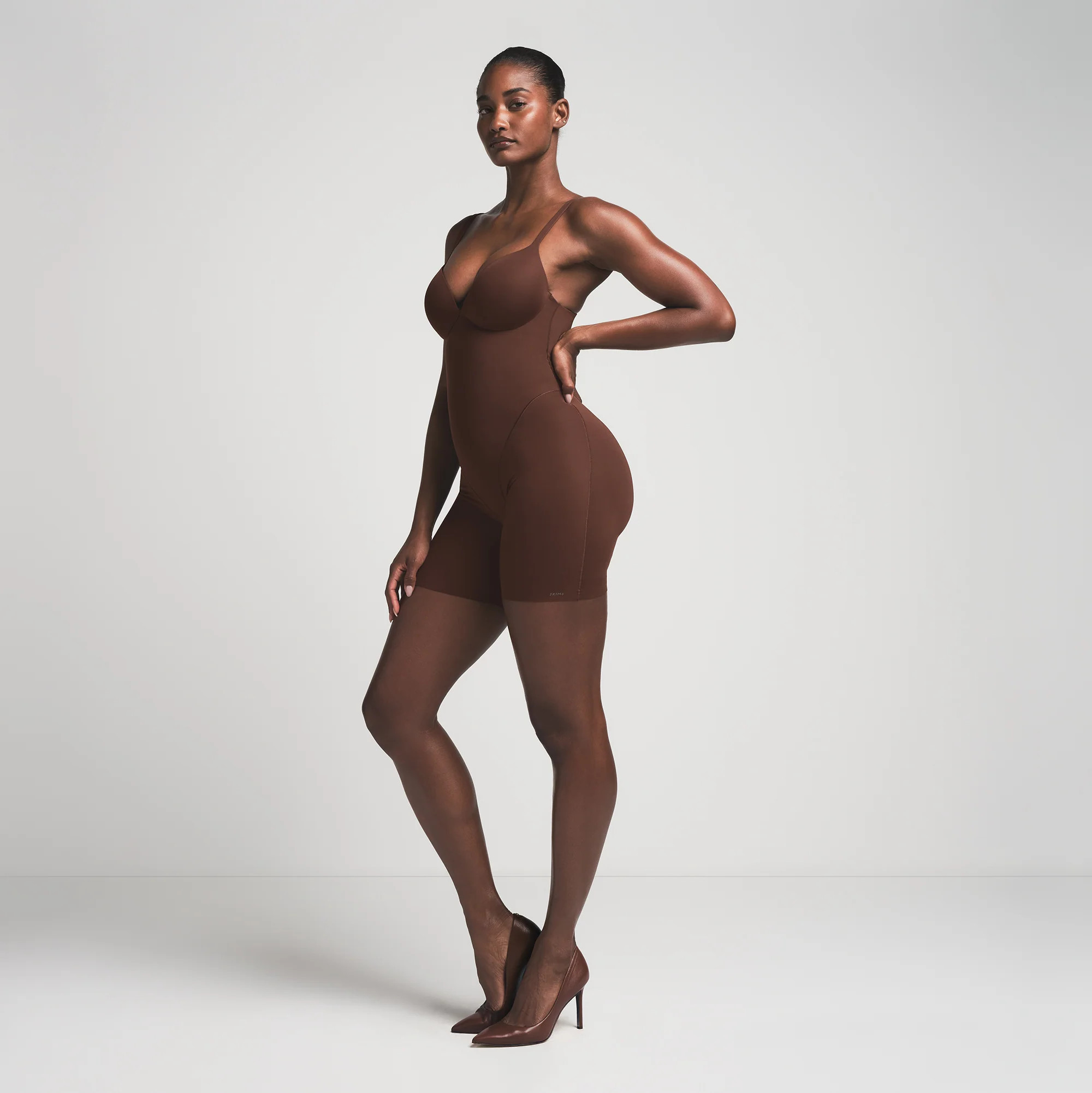 SKIMS Push-Up Butt Enhancing Padded Mid Thigh Bodysuit | Deep Neutral | Large | SKIMS Ultimate Body | SKIMS (US)